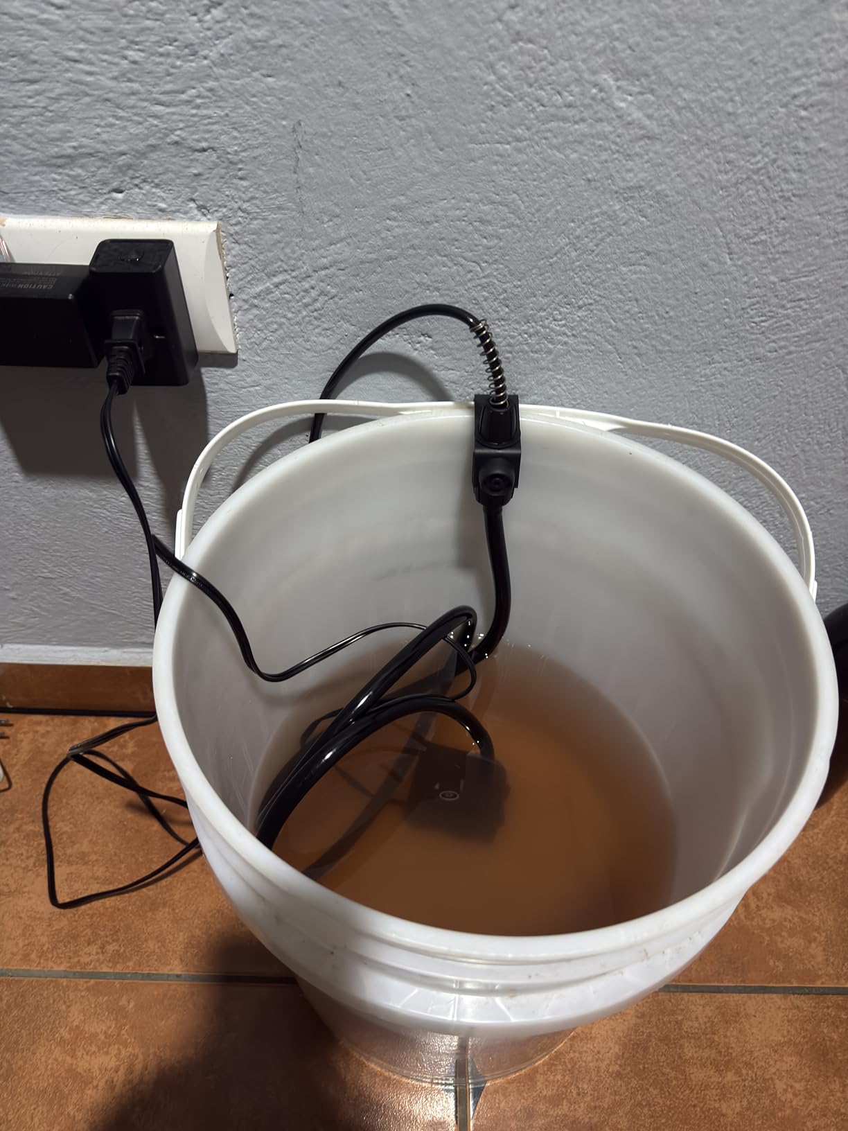 VIVOSUN Automatic Drip Irrigation Kit, Smart Watering System with 16 Drip Emitters, 4mm Fast Flow, App-Controlled A10 GrowHub, Quiet 15W Pump, Anti-Siphon & Filtered for Indoor & Outdoor Plants customer photo 2