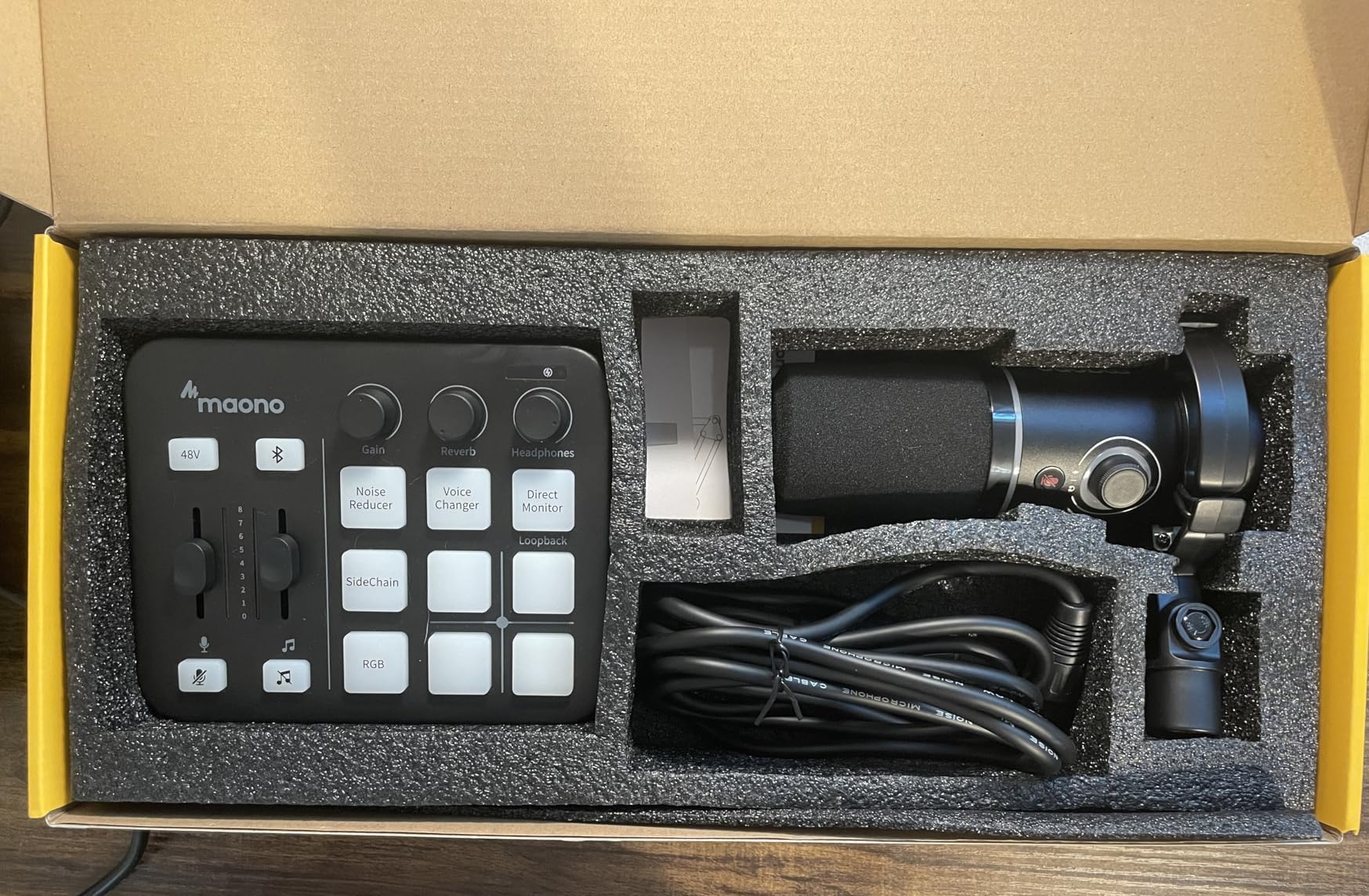 MAONO Gaming Streaming Equipment Bundle: Audio Interface Mixer and XLR Dynamic Mic RGB Noise Reduction Live Streaming Podcasting MaonoCaster PD200XS&G1 NEO customer photo 2