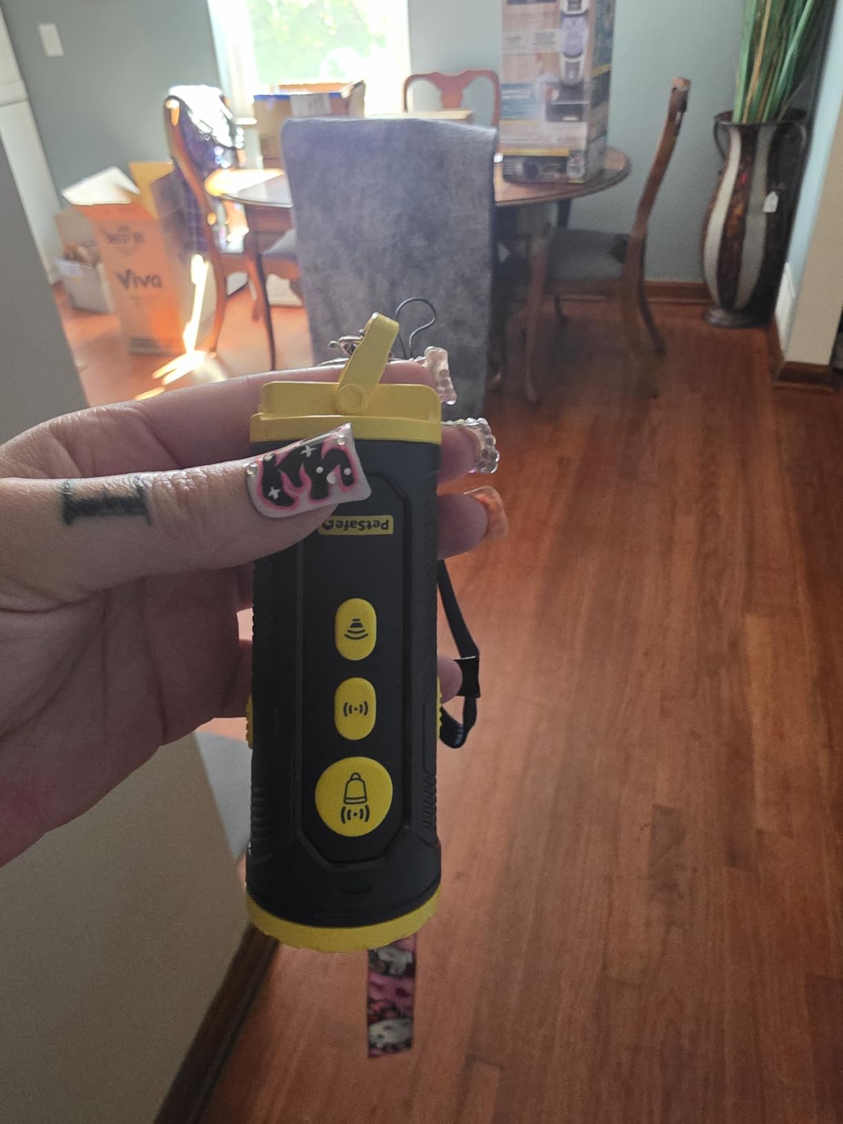 PetSafe Collarless Trainer - Ultrasonic Bark Deterrent - Handheld Anti Bark Device - High-pitched Sound, Flashing Light and Variable Tone - Rechargeable Battery - Flashlight - Wrist Strap customer photo 1