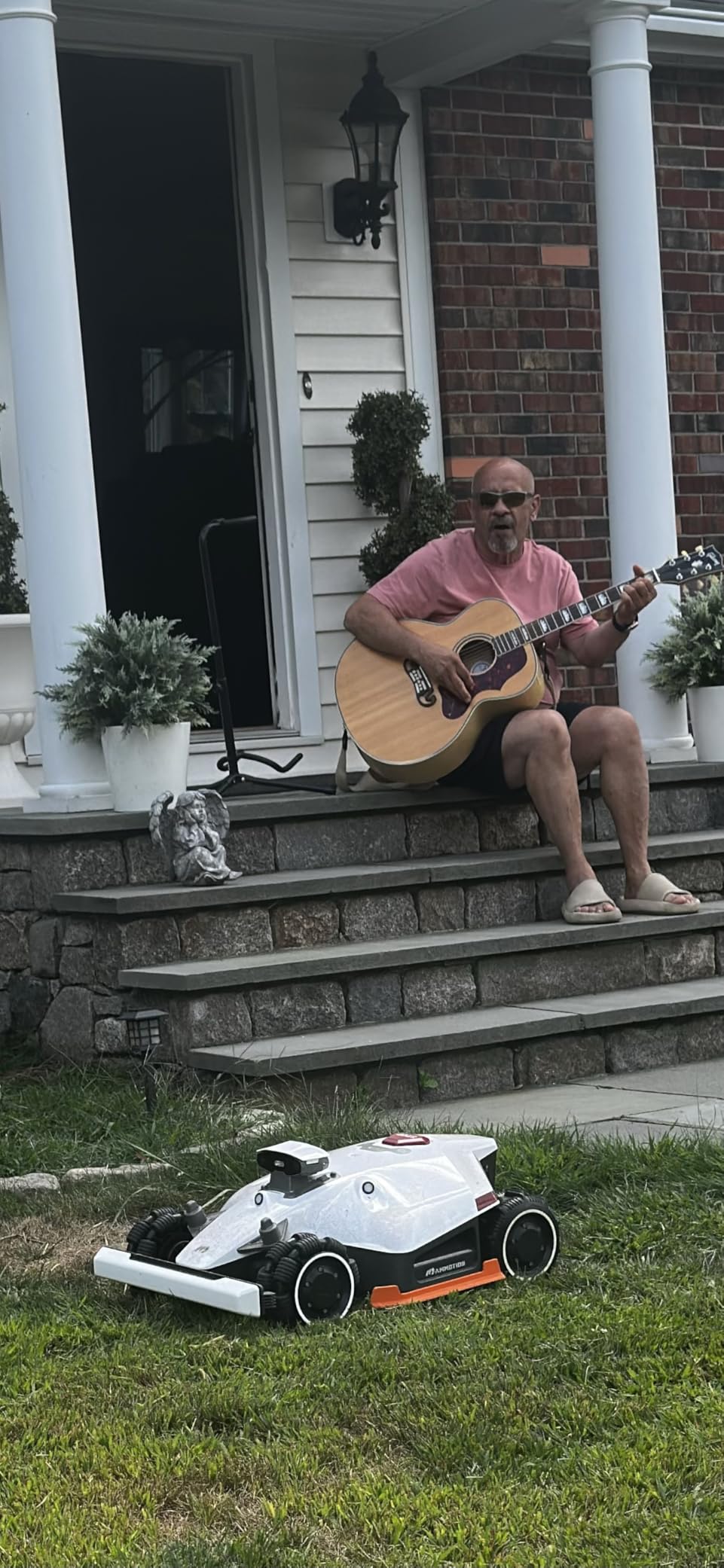 Mammotion LUBA mini AWD 800 Robot Lawn Mower with 4G for 0.2 Acre, All-Wheel-Drive for 80% Slope, No Perimeter Wire, UltraSense AI Vision+RTK Auto-Mapping, Cutting Height 0.8