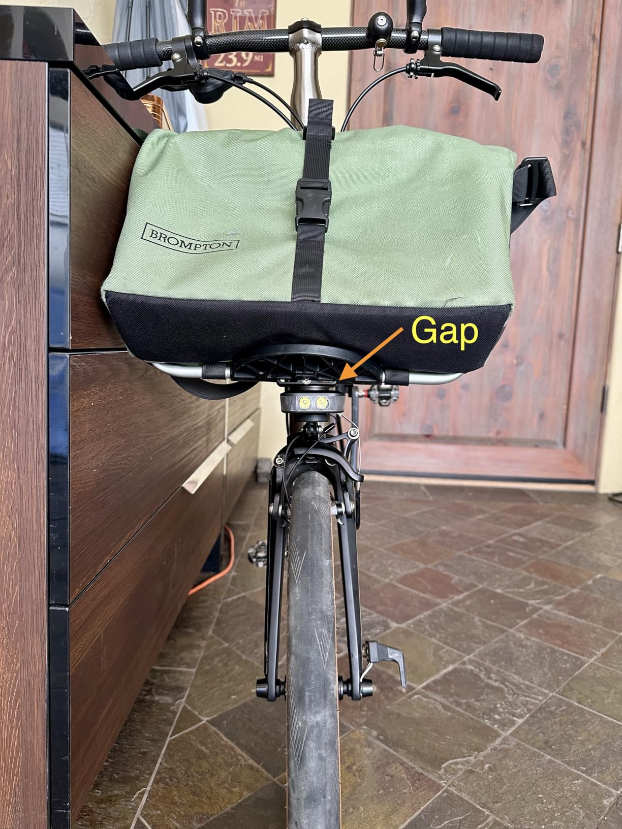 RAVEMEN FR500 Bike Front Light for Night Daytime Riding, Compatible with Garmin/Wahoo Computers, 6 Modes, Auto On/Off, Side Visible, USB-C Rechargeable & Output Bicycle Headlight for Road Urban Biking customer photo 2