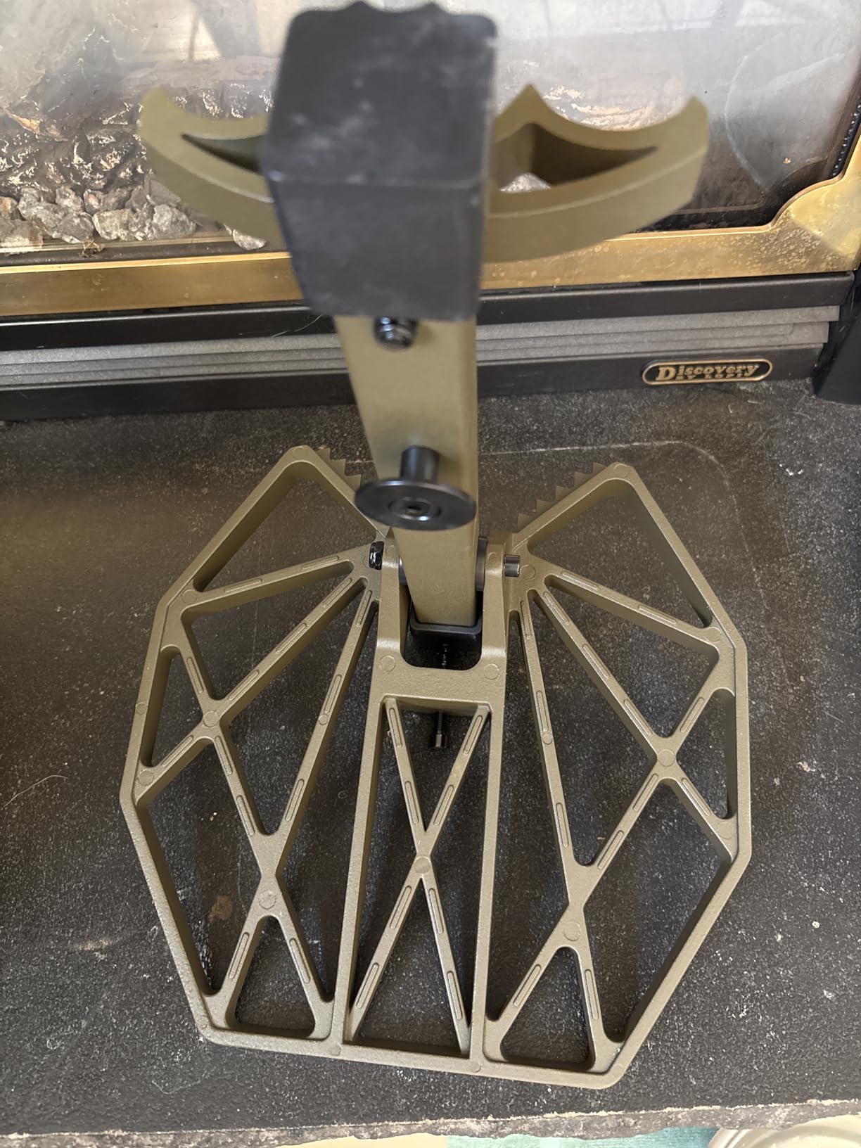 UIIHUNT Saddle Platform, Die-Cast Aluminum Construction Saddle Hunting Platform, Mobile Reliable Adjustable Hunting Platform, Silent Hunting Tree Saddle Hunting System Platform, 12