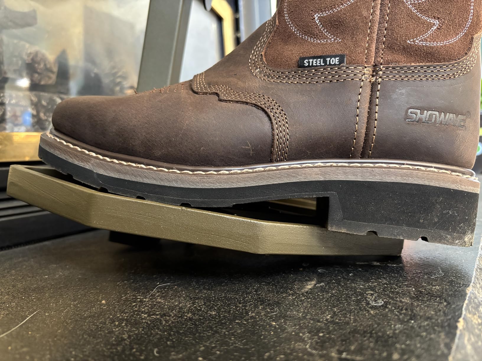 UIIHUNT Saddle Platform, Die-Cast Aluminum Construction Saddle Hunting Platform, Mobile Reliable Adjustable Hunting Platform, Silent Hunting Tree Saddle Hunting System Platform, 12