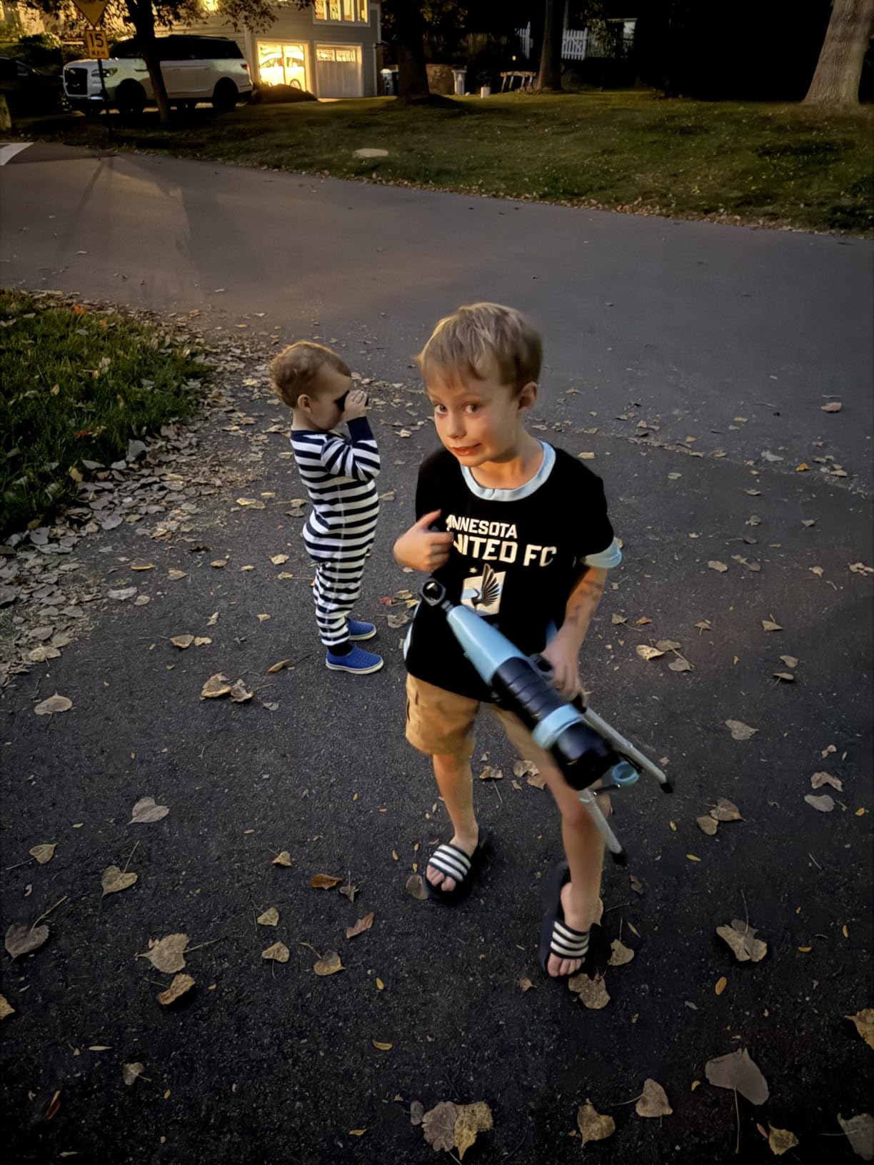 Educational Insights GeoSafari Starview Telescope - Kids Telescope for Beginner Astronomy, Stargazing & Viewing Planets, Home or Classroom Science Set, Space Discovery & STEM Gifts for Ages 7+ customer photo 2