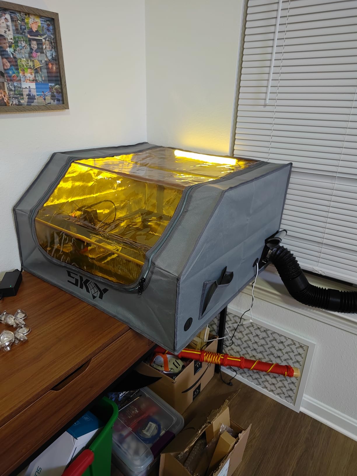 Skouphy Updated Integrated Laser Engraver Enclosure with LED Light, Ventilation Kit, Cover Tent Fits for Most Laser Cutter, Insulates Against Smoke, Odor and Eye Protection, 720x720x400mm customer photo 1