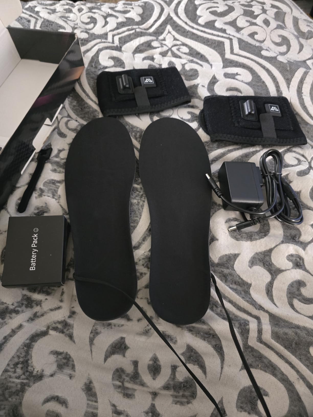 Heated Shoe Insoles,12-Hour Runtime,Removable 7.4V Battery Packs,3-Temperature Control, ETL-Certified Charger,Foot Warmers for Men & Women customer photo 1