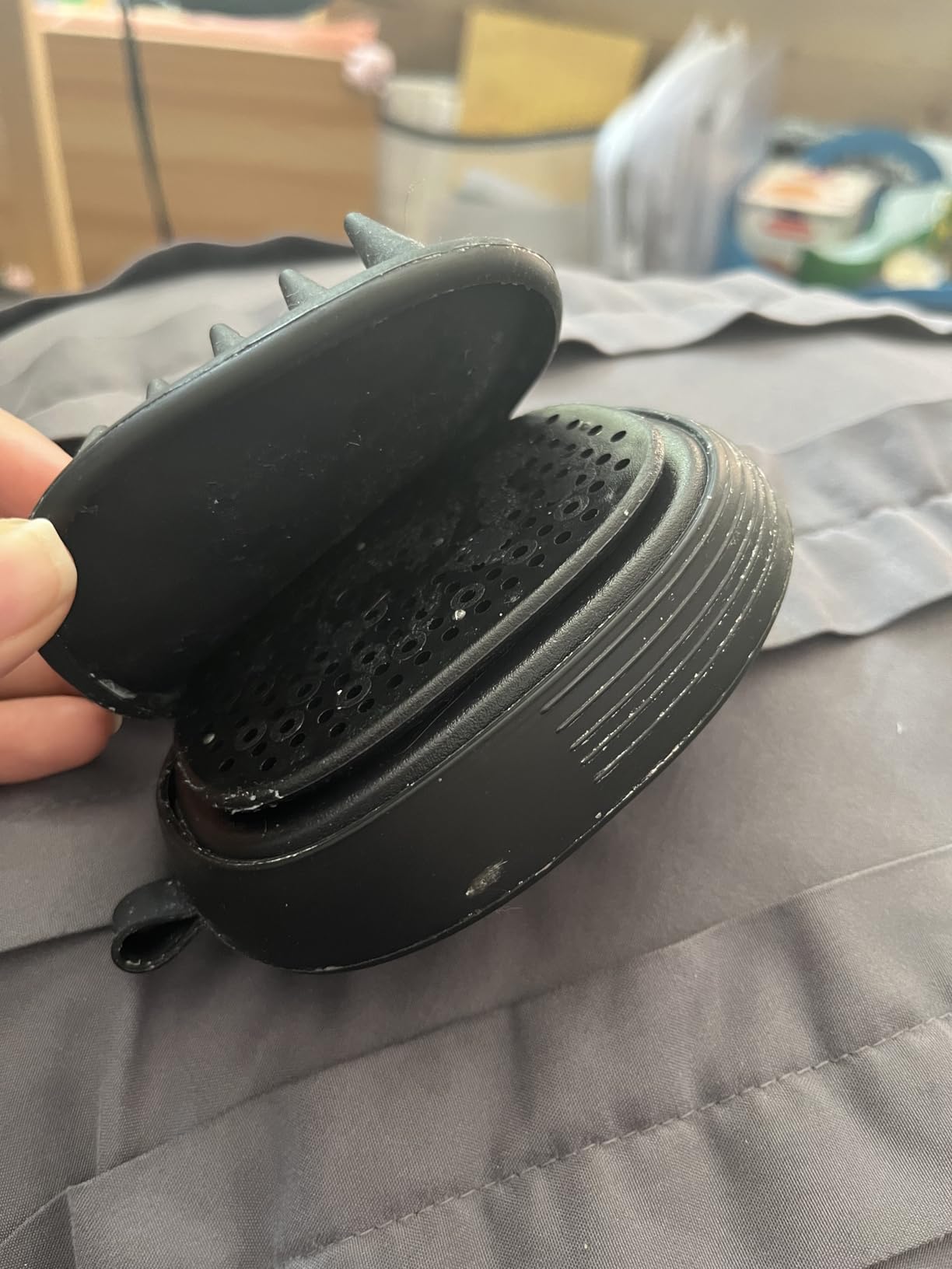 EKZ Sonic Vibrating Scalp Massager Shampoo Brush: Electric Silicone Hair Scrubber for Deep Scalp Clean, Dandruff Removal, Exfoliation, Stress Relief & Hair Growth -Suitable for Women, Men, Kids & Pets customer photo 1