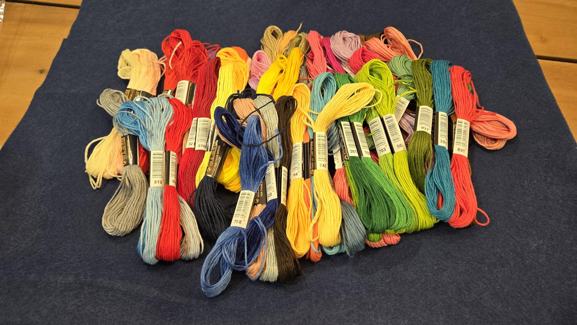 70 Skeins Rainbow Color Embroidery Floss Friendship Bracelet String Cross Stitch Embroidery Thread Cotton Floss Bracelet Yarn, Craft Floss customer photo 1