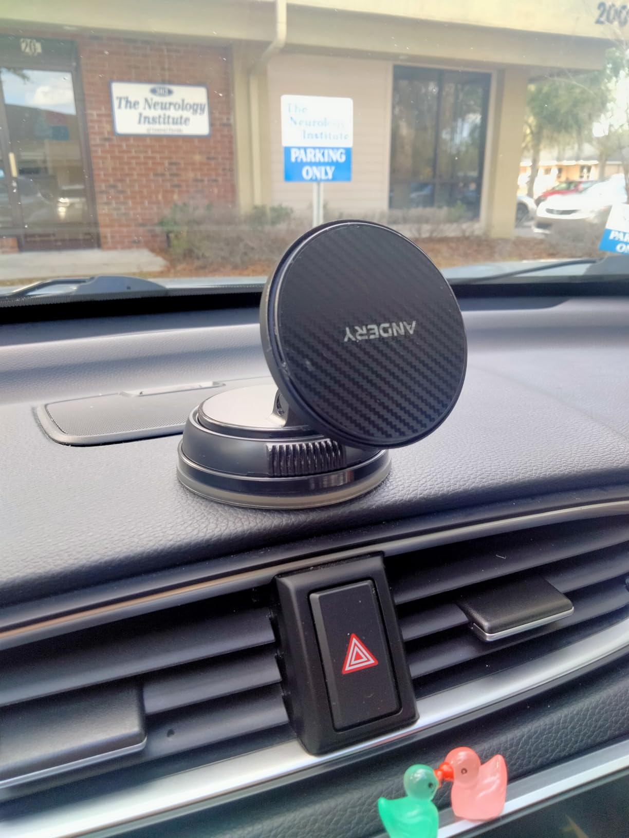 ANDERY Only for iPhone Magsafe Car Mount Charger 15W Wireless Faster Charging, 78+LBS Strongest Suction, 2400gf Strongest Magnetic 360° Adjustable Car Phone Holder for All Smartphones & Cars customer photo 1