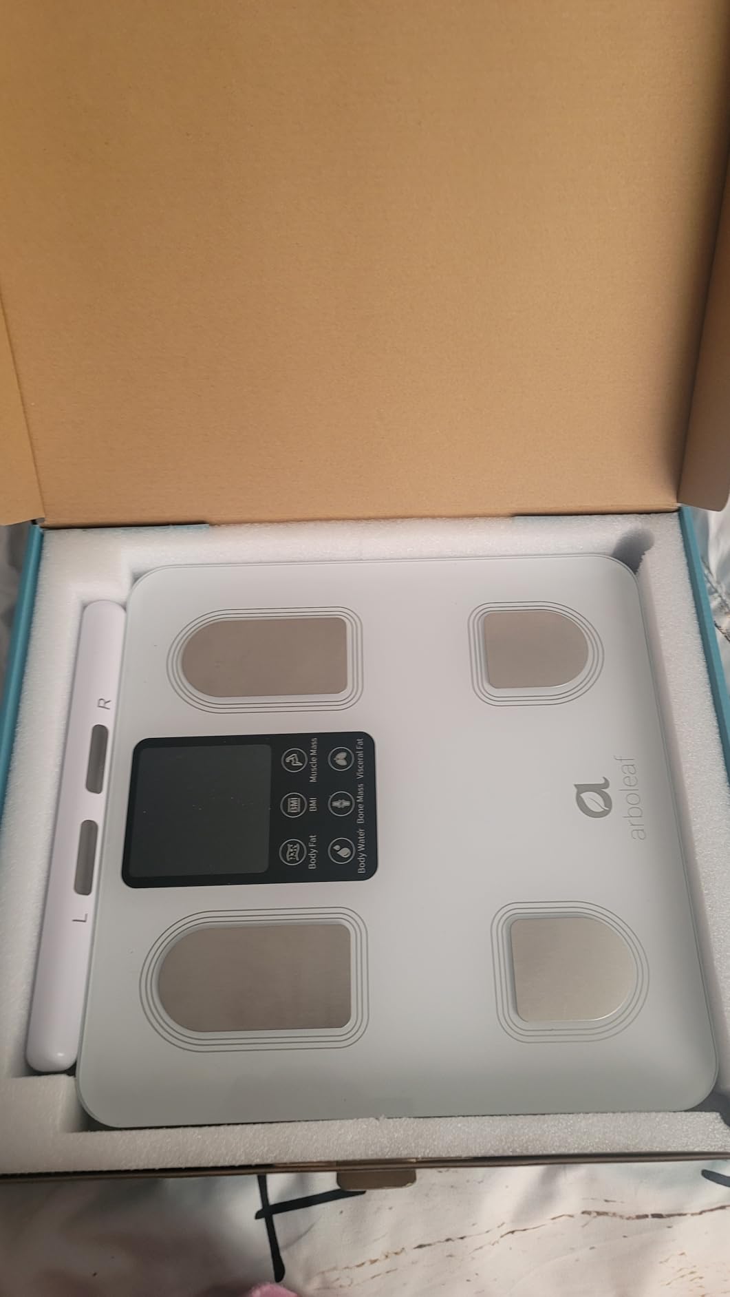 arboleaf Scale for Body Weight, Smart Scale with BMI, Body Fat, Muscle Mass, Upgrade 50+ Metrics Full Body Composition Analyzer, 8-Electrode High Precision Digital Bathroom Scale, Bluetooth Sync customer photo 1