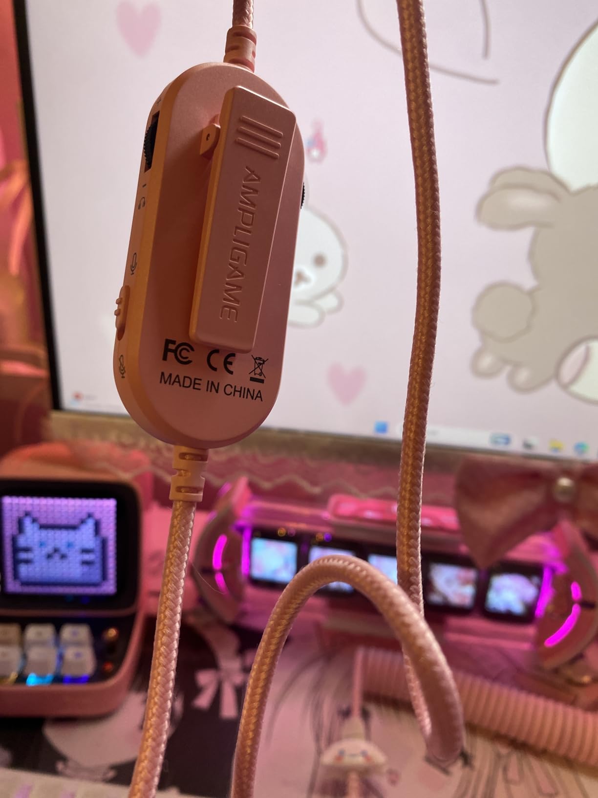 FIFINE Wired USB Gaming Headset: 7.1 Surround Sound - Vibrant Customizable RGB - Game/Chat Balance, Gamer Headphone with Noise Canceling Mic for PC, PS5/PS4, Laptop, Mac - AmpliGame H13BP customer photo 1