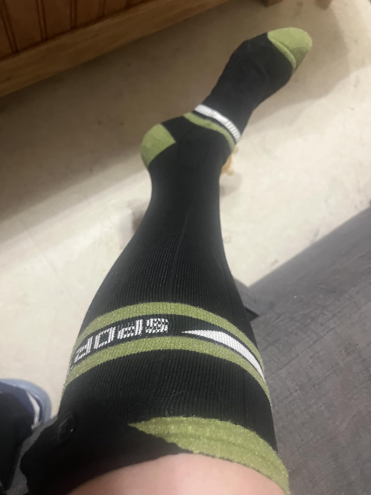 8000mAh*2 Heated Socks for Men Women with App Control, Large-Capacity Rechargeable Battery, 360° Heating Warming, Electric Winter Socks customer photo 2