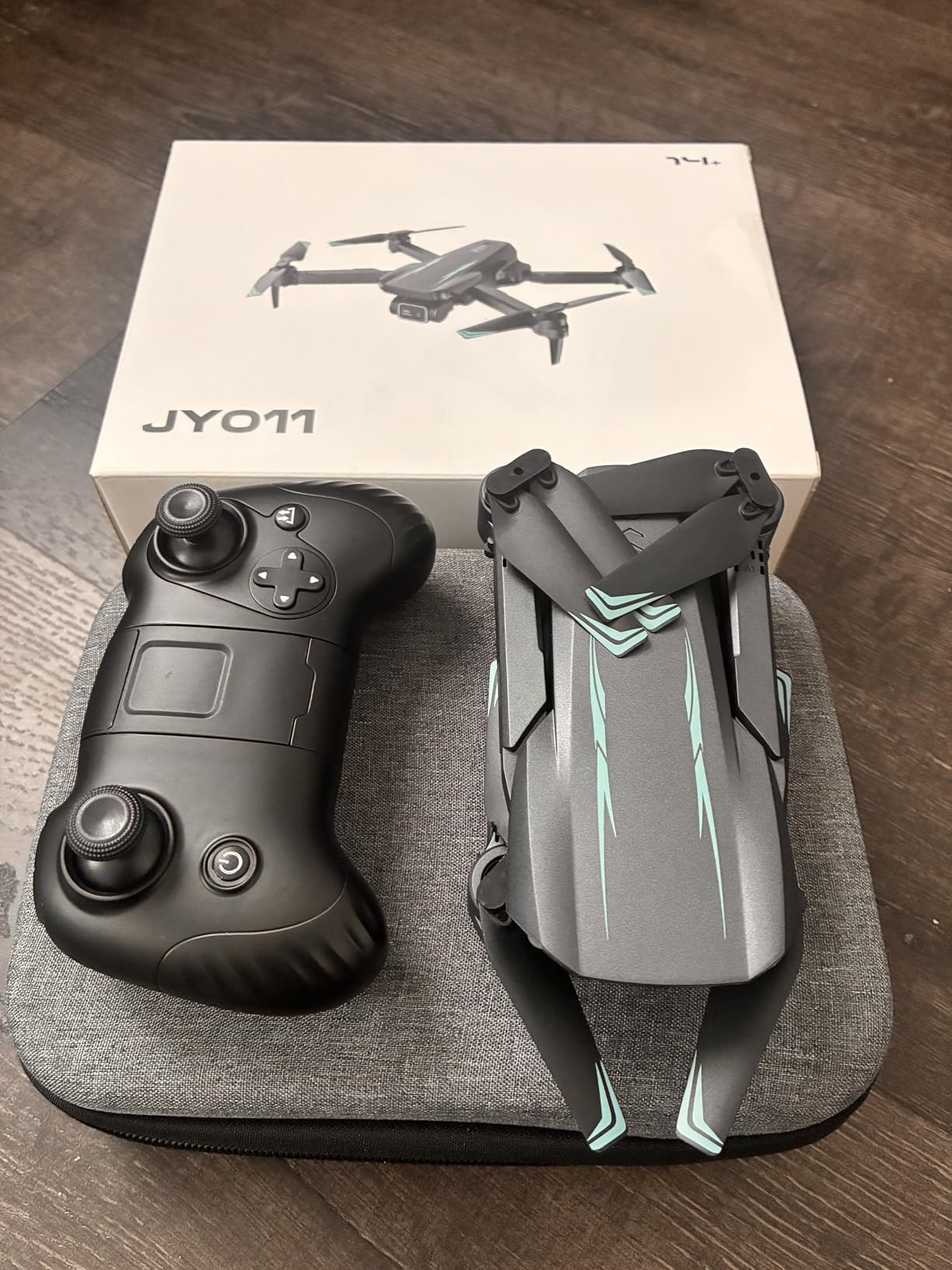 Drone with 1080P FPV Camera, Drone for Kids Adults with One Key Take Off/Land, Altitude Hold, 3D Flip, Waypoint Flight, Gestures Selfie, Gravity Control, 3 Speed, 2 Battery, Mini Drone with Camera for Kids 8-12 10-15, Beginners customer photo 2
