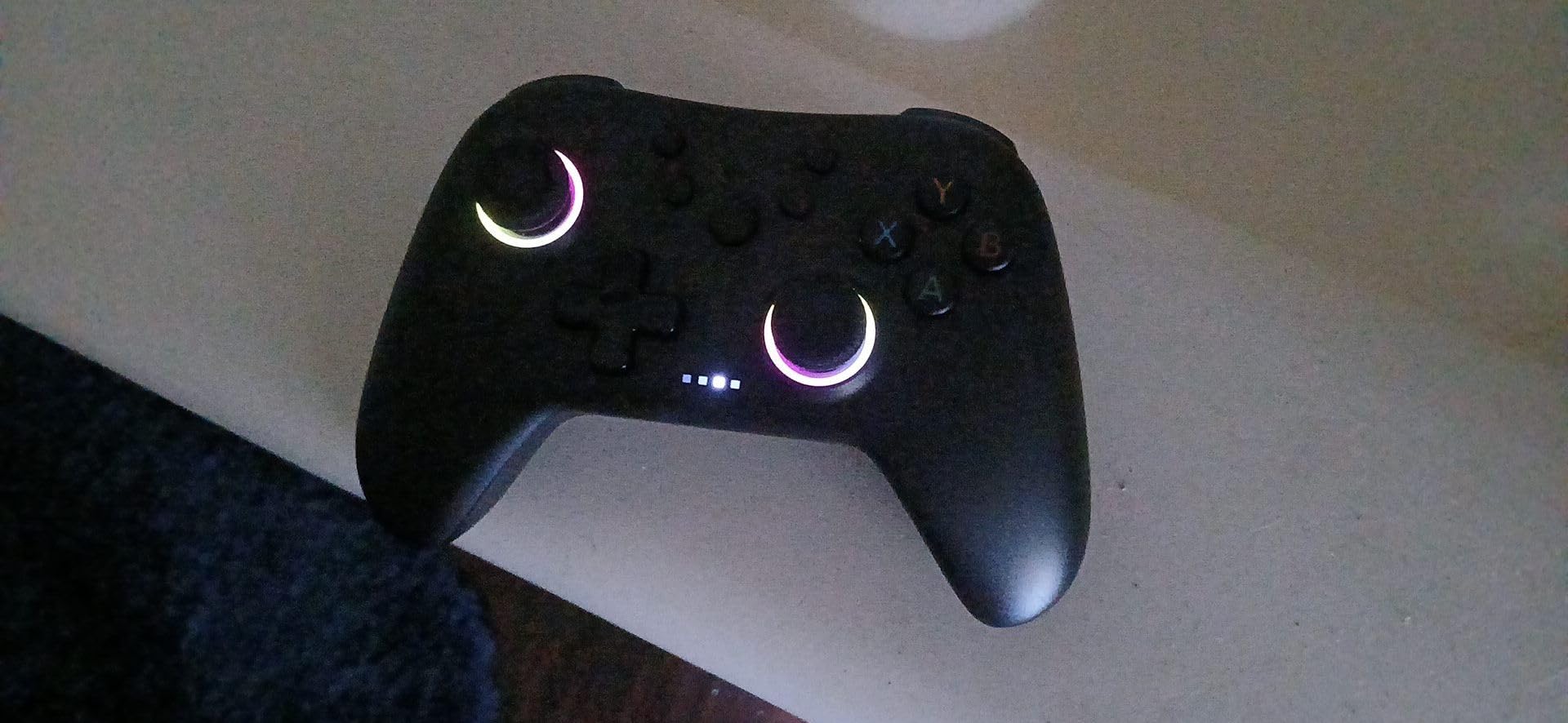 AceGamer Aurora II 2.4G Wireless Bluetooth Controller for PC/Android/Switch/iOS/Switch 2/Steam Deck with Rotary Motors, RGB Hall Effect Joysticks - Upgraded PC Gaming Controller and Back Buttons Lock customer photo 1