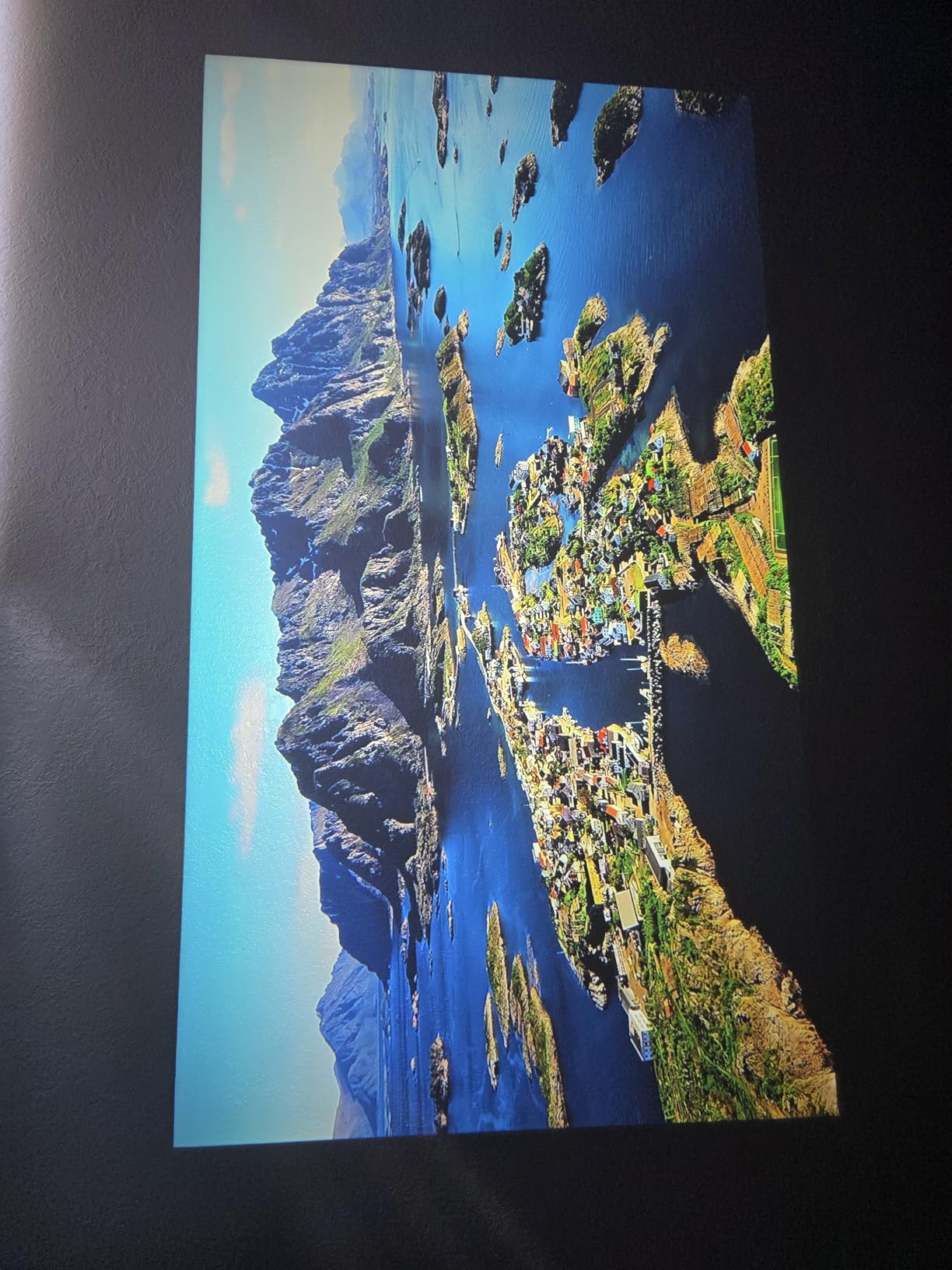 2000 ANSI Official Licensed Google TV Outdoor Projector 4K Decoding, Smart Projector with Wifi and Bluetooth, Auto Focus, Dolby Sound, Built-in Apps, HAPPRUN Indoor Home Theater with 270° Stand customer photo 2