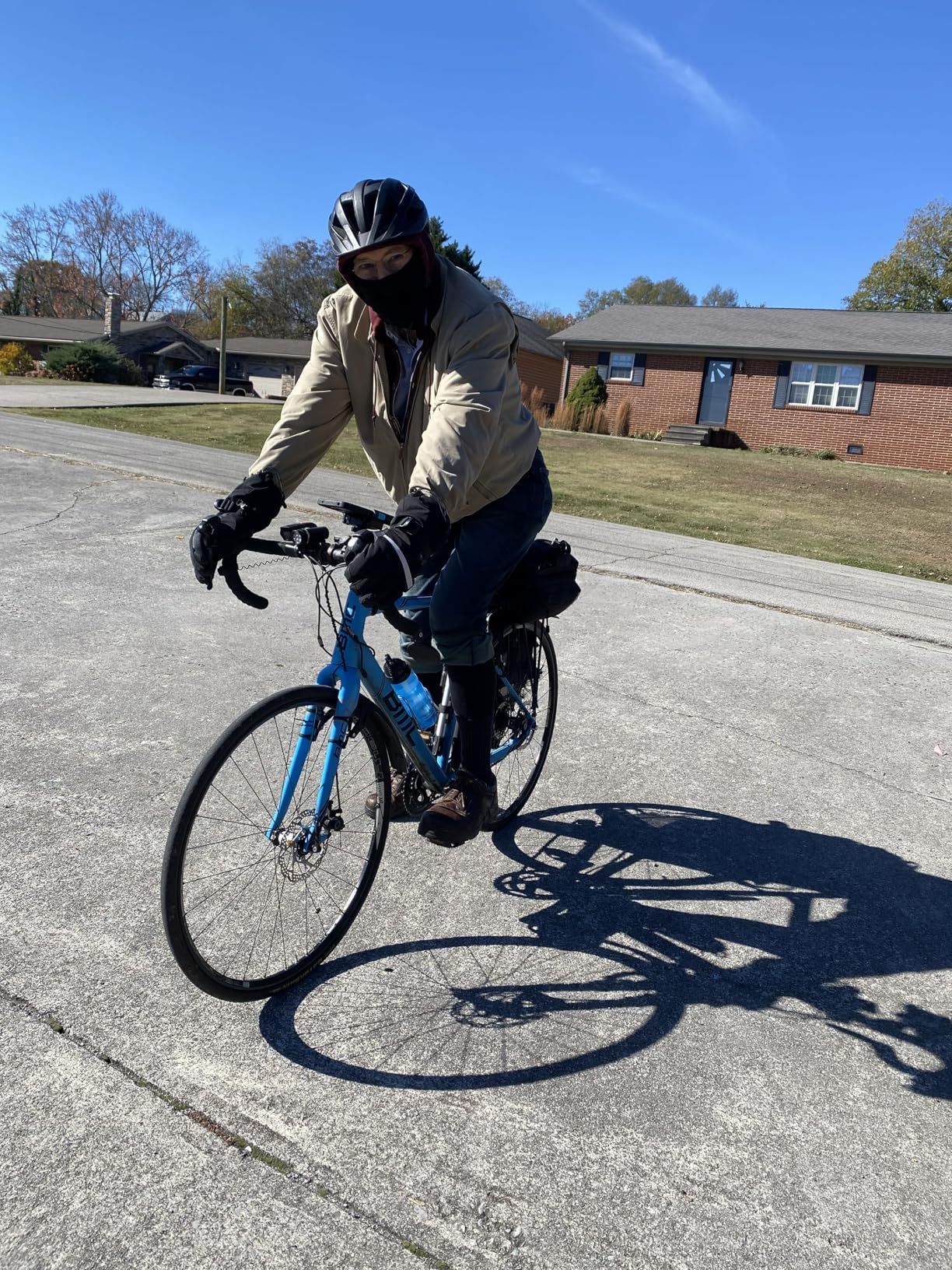 Heated Gloves for Men Women, Rechargeable Hand Warmer Gloves with Touchscreen, Waterproof Electric Heated Ski Glove customer photo 1