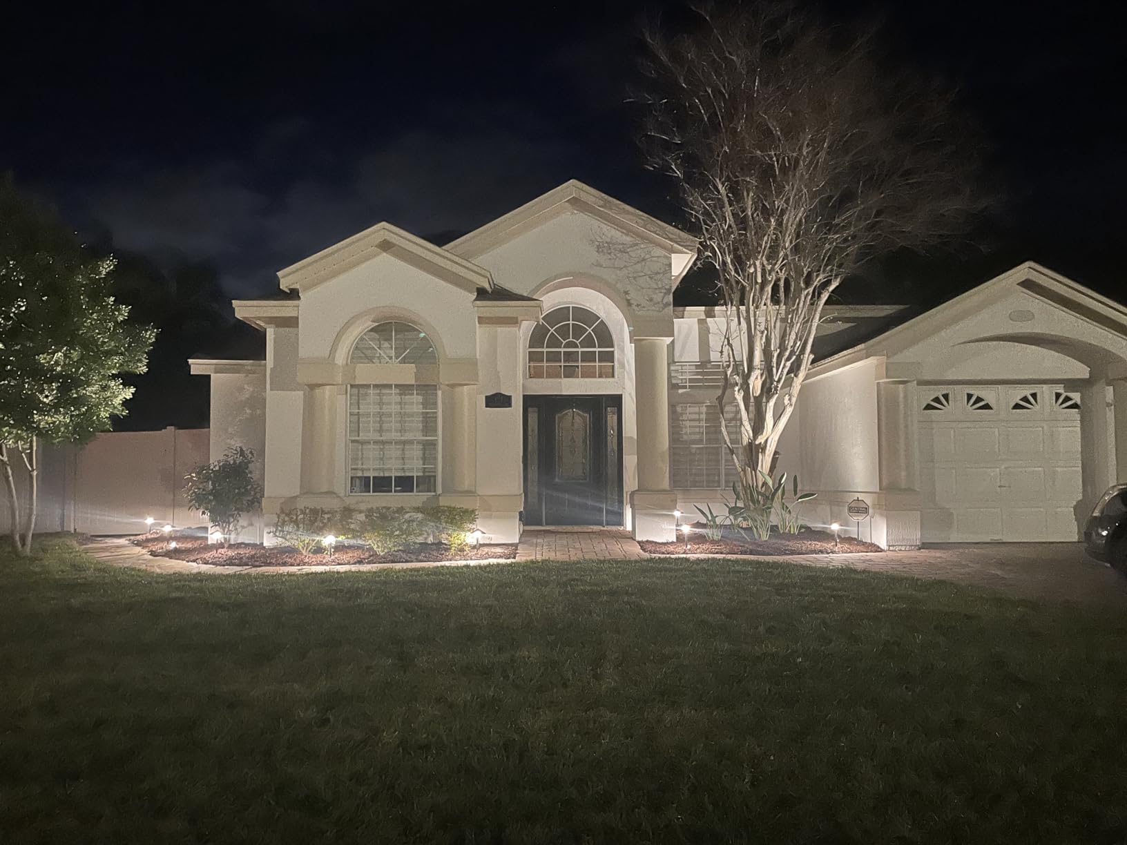 SUNVIE All-in-One LED Low Voltage Landscape Lighting Kit 6 Pathway Lights 2 Spotlights with 60W Photocell Transformer 100FT Wire for Path&Garden, Aluminum, ETL Listed, Dusk to Dawn, Waterproof, 3000K customer photo 1