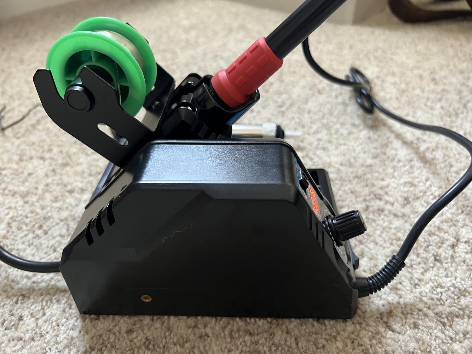 926LED V1 110W High-Power Soldering Station Iron Kit in Black with Temperature Control includes Lead-Free Solder, 6 Soldering Tips, ESD-Safe Tweezers, Solder Wire Dispenser, Tip Cleaner customer photo 2