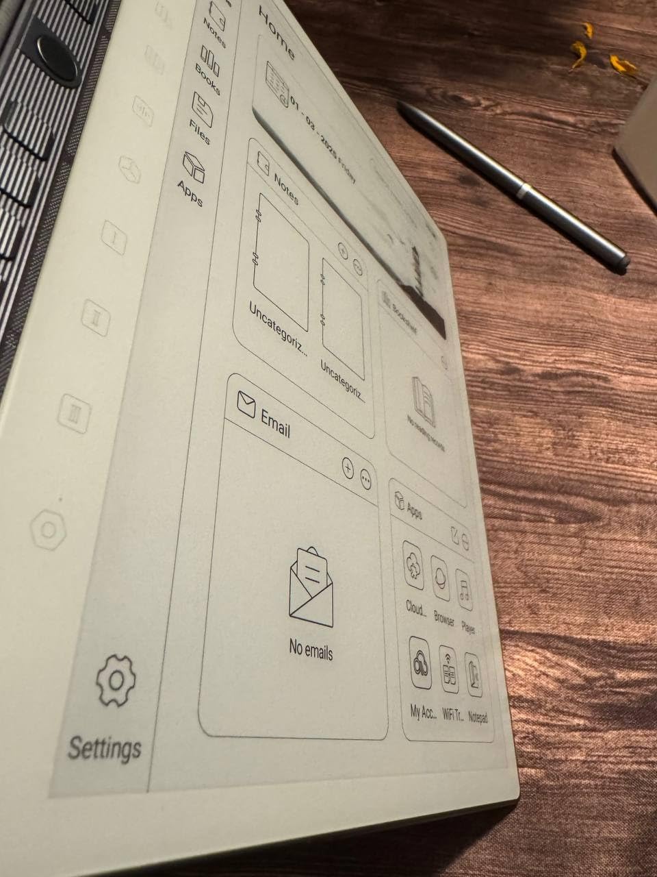 Penstar eNote 2 - The Whitest Paper Tablet | 10.3