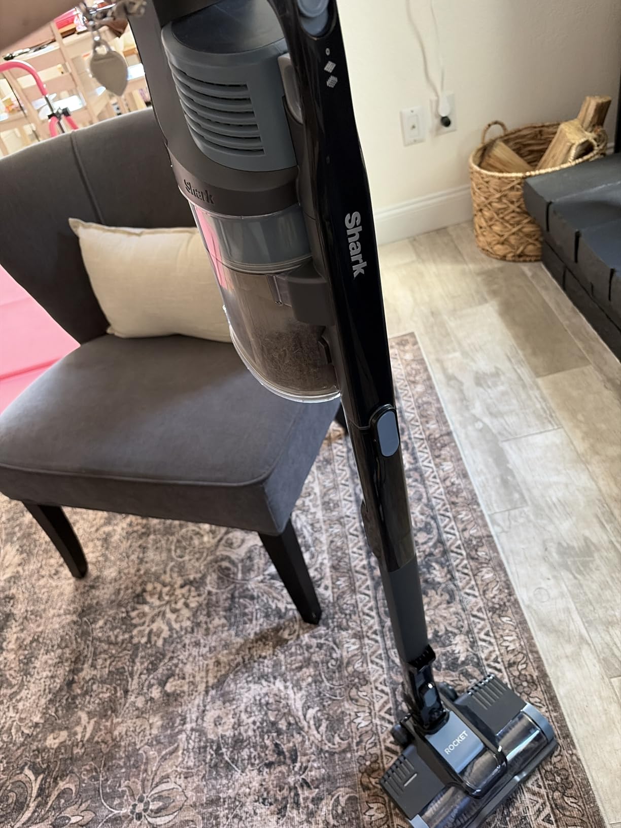 Shark Pet Cordless Stick Vacuum with XL Dust Cup, LED Headlights, Removable Handheld Vac, Crevice Tool, Portable Vacuum for Household Pet Hair, Carpet & Hard Floors, 40min Runtime, Ice Blue, IX141AMZ customer photo 1