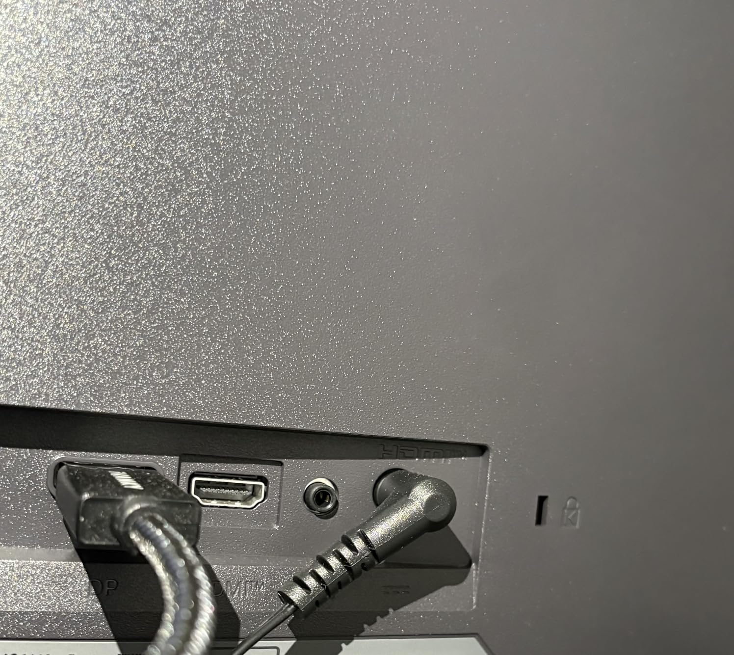 LG 24G411A-B 24-inch Ultragear Full HD (1920 x 1080) IPS Gaming Monitor, 144Hz (O/C), 1ms MBR, NVIDIA G-Sync Compatible, AMD FreeSync, HDR10, HDMI, DisplayPort, Slim Stand, Black customer photo 2