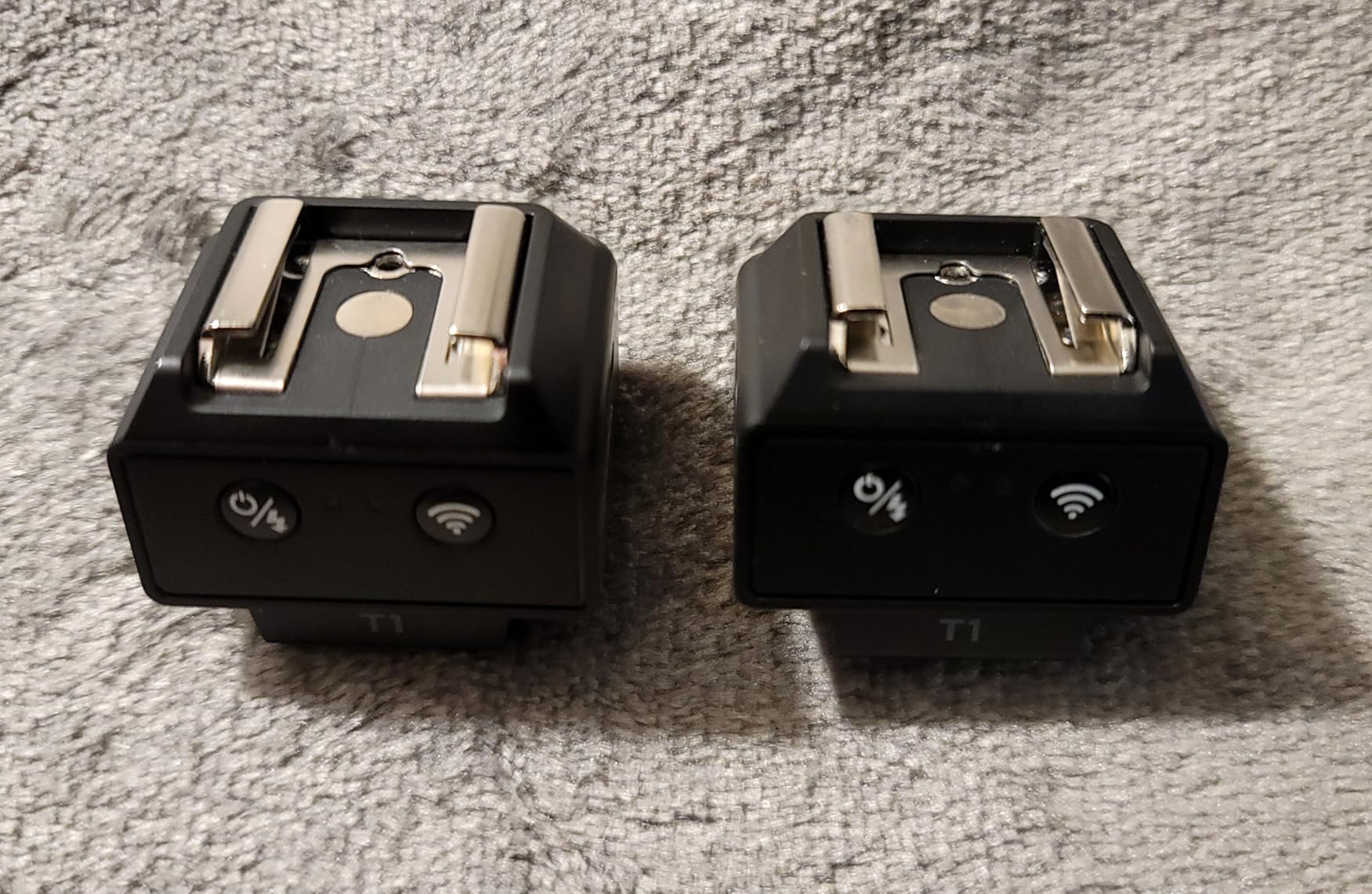 T1 2.4G Wireless Mini Flash Trigger for Canon Nikon Sony DSLR Cameras Wireless Flash Trigger Transmitter and Receiver for Camera Flashes,Tiny Trigger,Full Light Control customer photo 1