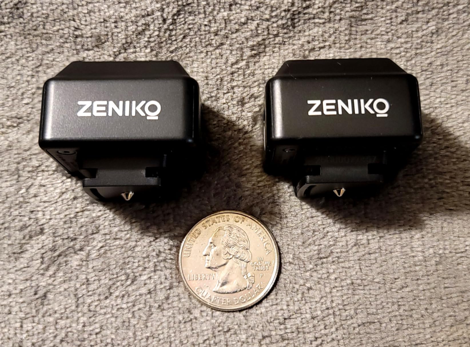 T1 2.4G Wireless Mini Flash Trigger for Canon Nikon Sony DSLR Cameras Wireless Flash Trigger Transmitter and Receiver for Camera Flashes,Tiny Trigger,Full Light Control customer photo 2