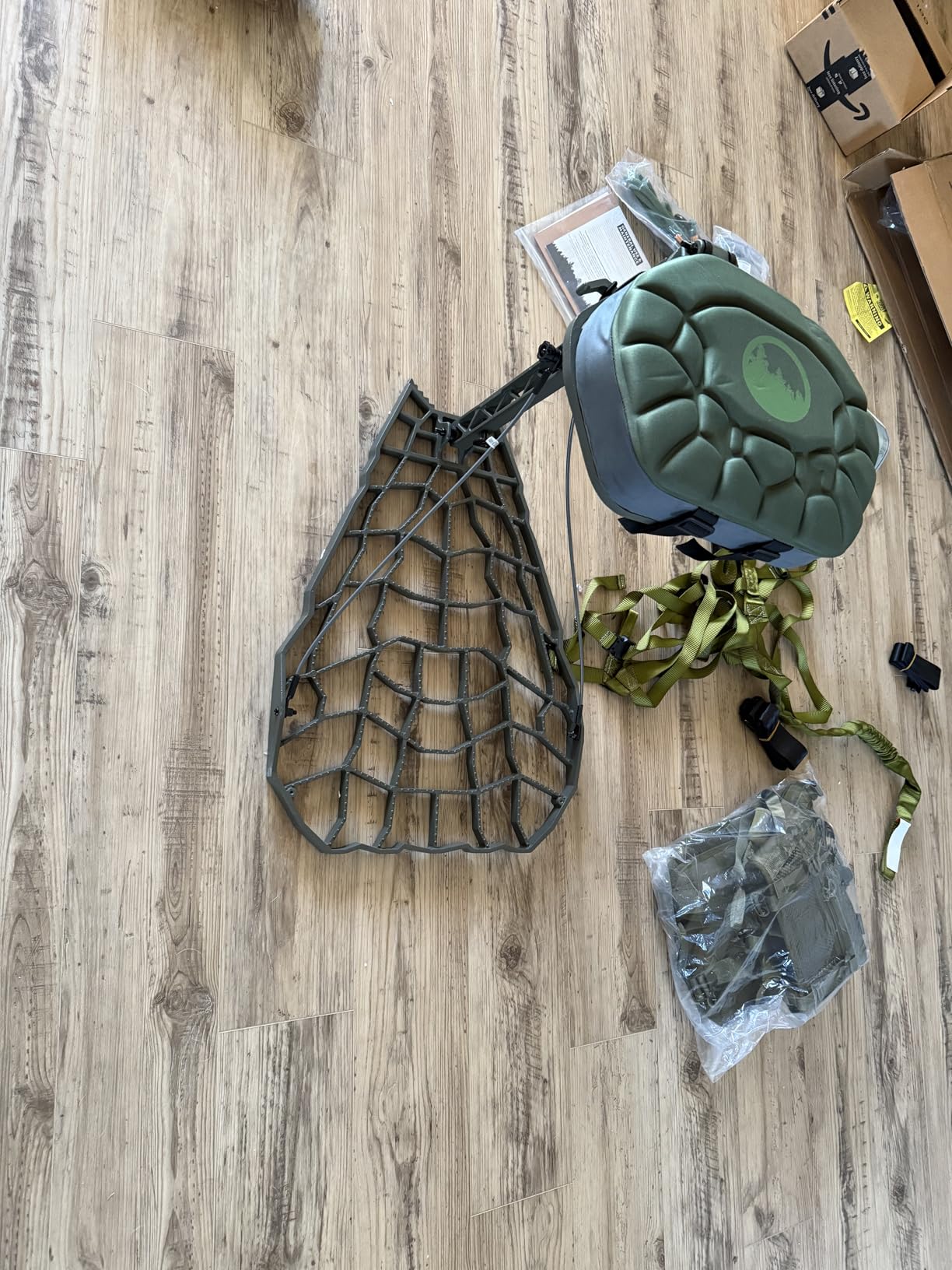 XOP Vanish Evolution - Cast Aluminum Hang On Tree Stand for Hunting - Deluxe Deer Stand customer photo 2