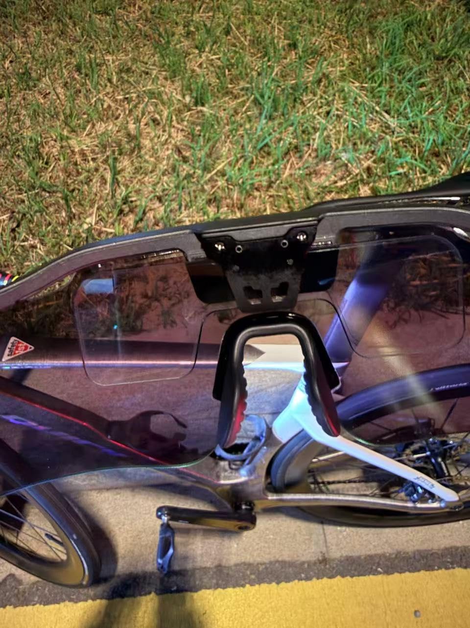 HUD Display Sports Glasses, for Cycling and Hiking, Smart AI/AR Sports Sunglasses, Real-Time Display, Smart Navigation, Proactive AI Alerts, Monitor Heart Rate, Speed customer photo 1