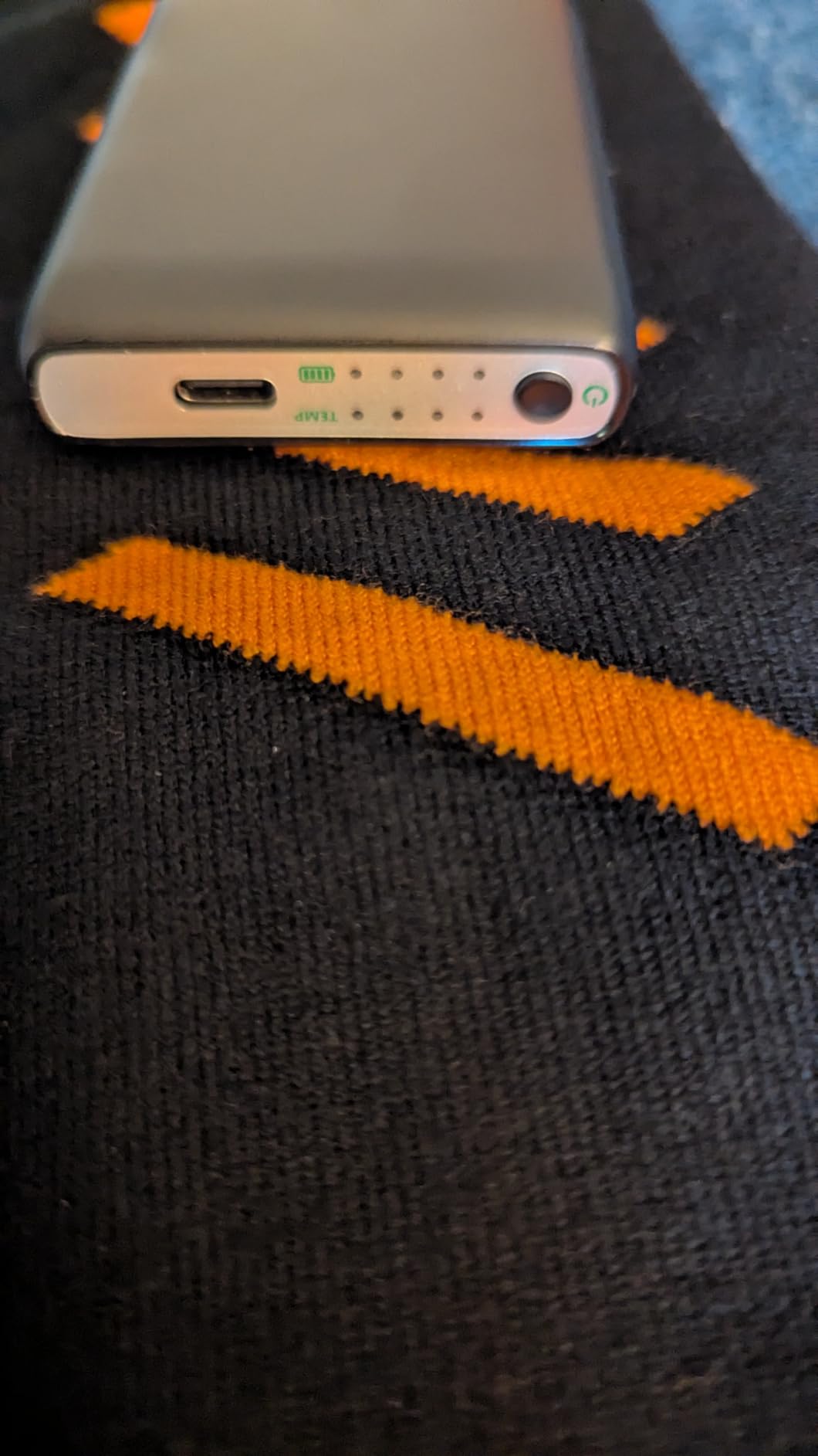 Heated Socks for Men Women, 6000mAh*2 Battery Upgraded Rechargeable Electric Heated Socks Up to 8 Hours, Smart Washable Foot Warmer for Camping Fishing Skiing Skating Hiking Outdoor Work customer photo 2