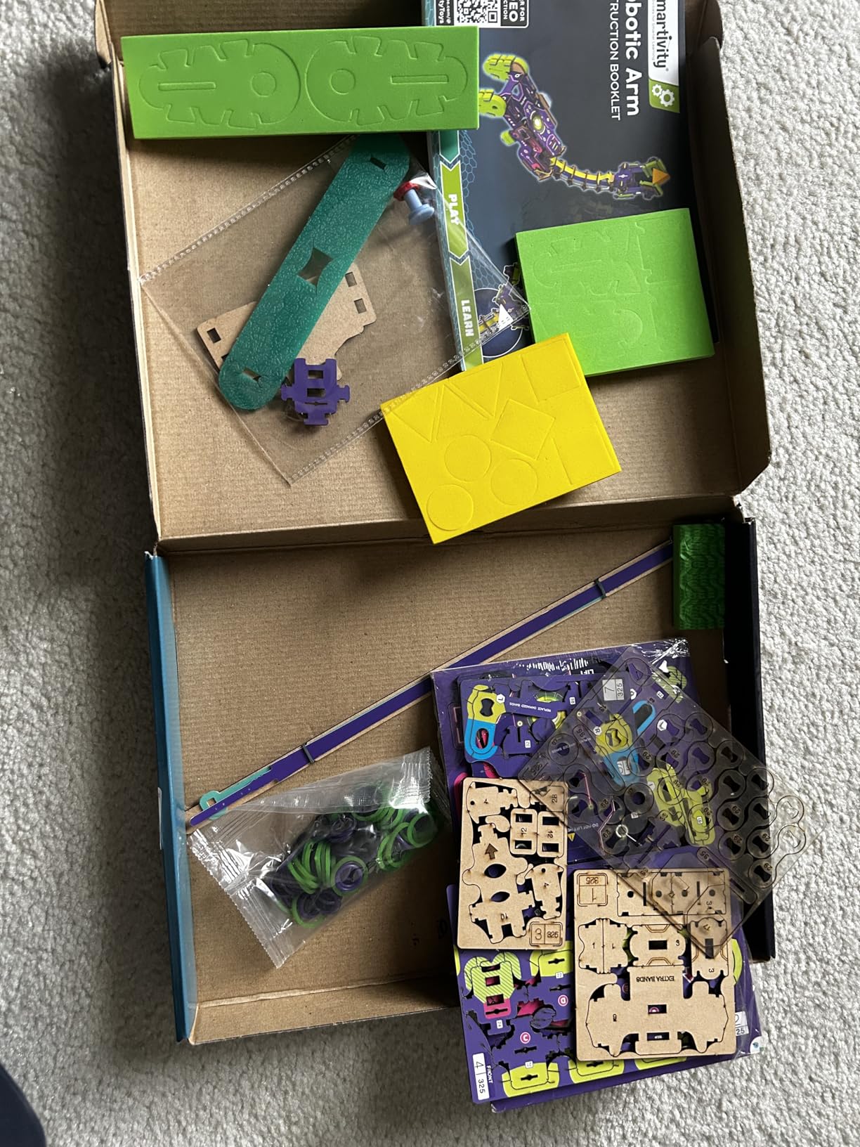 Smartivity Robotic Arm STEM Kit for Kids 8-14 Years | Build a Handheld Claw with Flexible Neck & Triggers | Educational Engineering & Science Toy for Creative Play customer photo 1