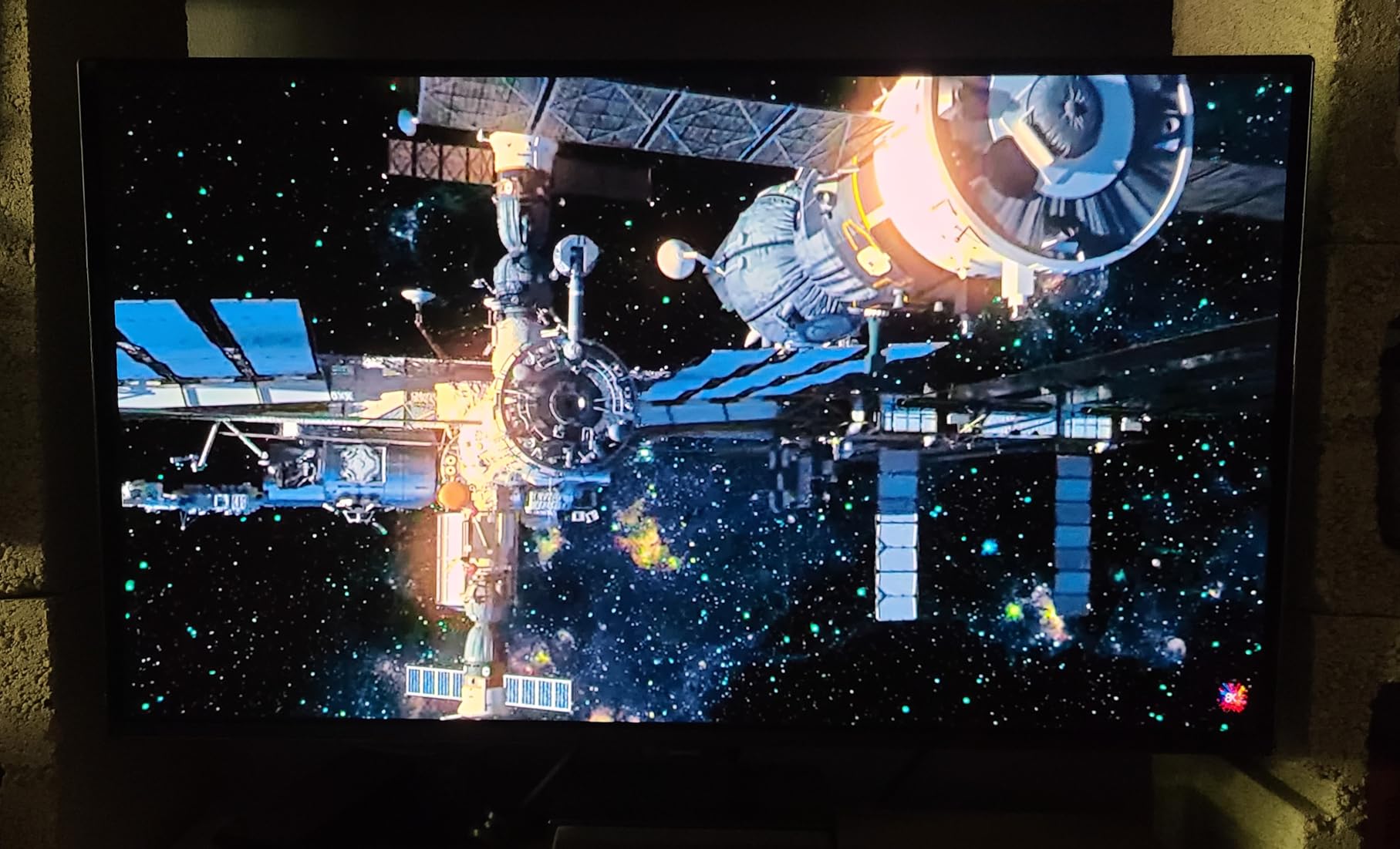 Samsung 27 Odyssey OLED G5 (G50SF) QHD QD-OLED Gaming Monitor, 180Hz, 0.03ms Response Time, NVIDIA G-Sync Compatible customer photo 1