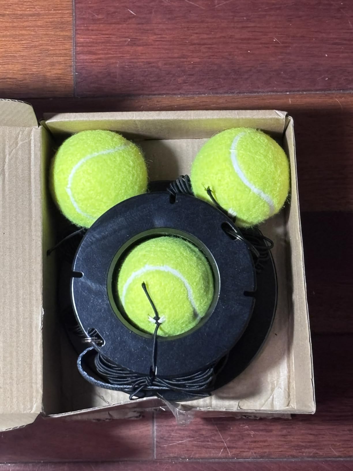 VAIIO Professional Tennis Trainer - Full Metal Portable Solo Rebounder with 3 High-Elastic String Balls, Ideal for Adults, Kids, Beginners & Advanced Players customer photo 1