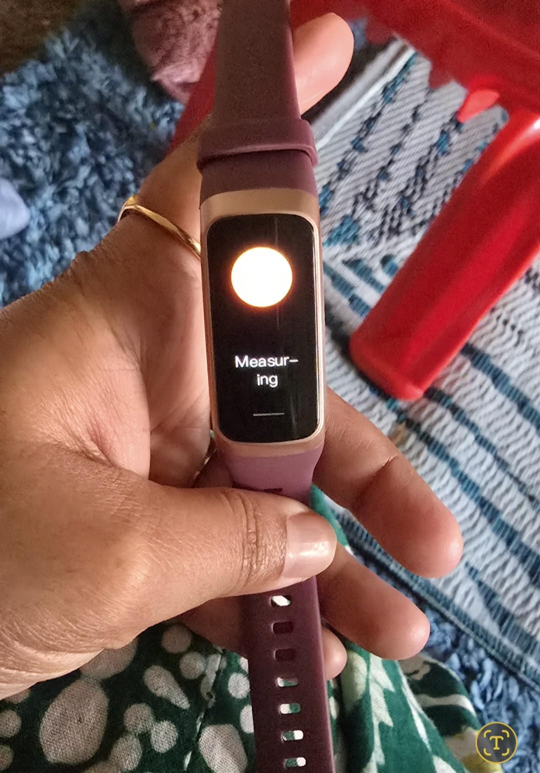 Fitness Tracker with 24/7Heart Rate, Blood Pressure, Sleep Tracking, Calorie, Activity Tracker with 1.1