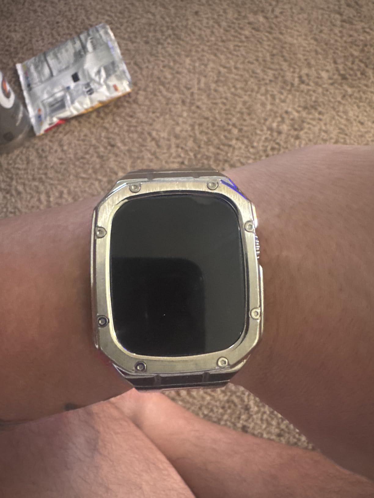 Apple Watch Ultra 3 [GPS + Cellular 49mm] Running & Multisport Smartwatch w/Rugged Titanium Case w/Black Titanium Milanese Loop - L. Satellite Communications, Advanced Health & Fitness Tracking customer photo 1