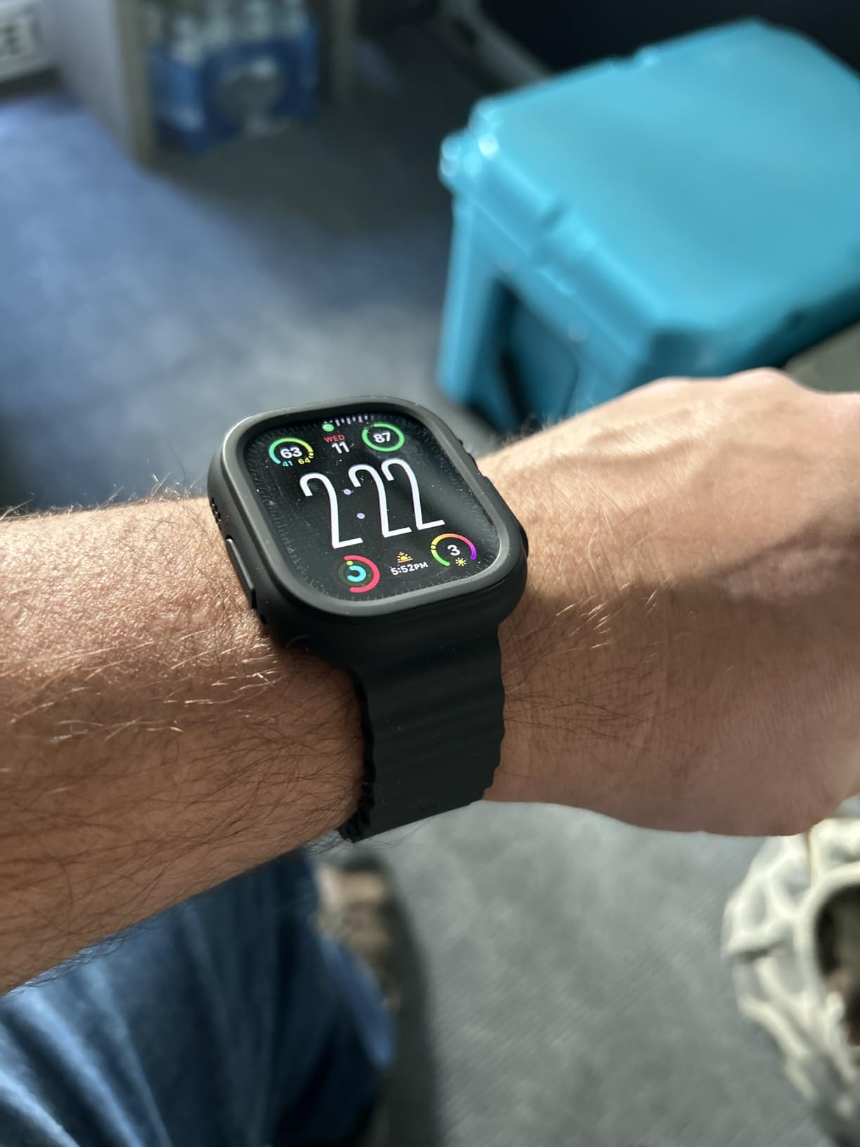 Apple Watch Ultra 3 [GPS + Cellular 49mm] Running & Multisport Smartwatch w/Rugged Titanium Case w/Black Titanium Milanese Loop - L. Satellite Communications, Advanced Health & Fitness Tracking customer photo 2