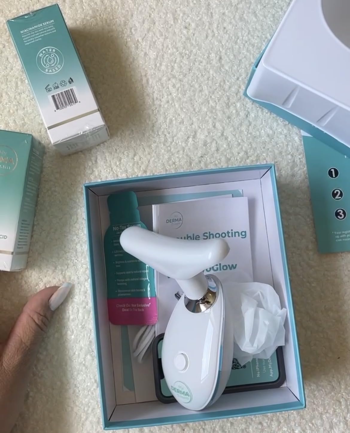 MyDerma Dream MyoGlow LED Arm, Neck, and Face Total Body Sculpting Device from MyDermaDream paired with Niacinamide Serum and NoTox Serum for Flabby Arms, Flabby legs & Turkey Neck customer photo 1