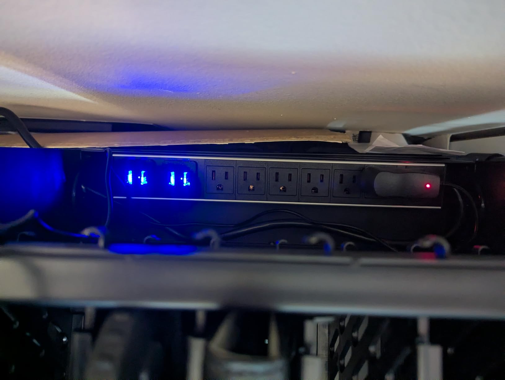 Laptop Charging Station for Classroom, Office, or Home, 10-Device Organizer with 6 AC Outlets & 4 Fast-Charging USB Ports, Fits Laptops, Tablets & E-Readers up to 1.3