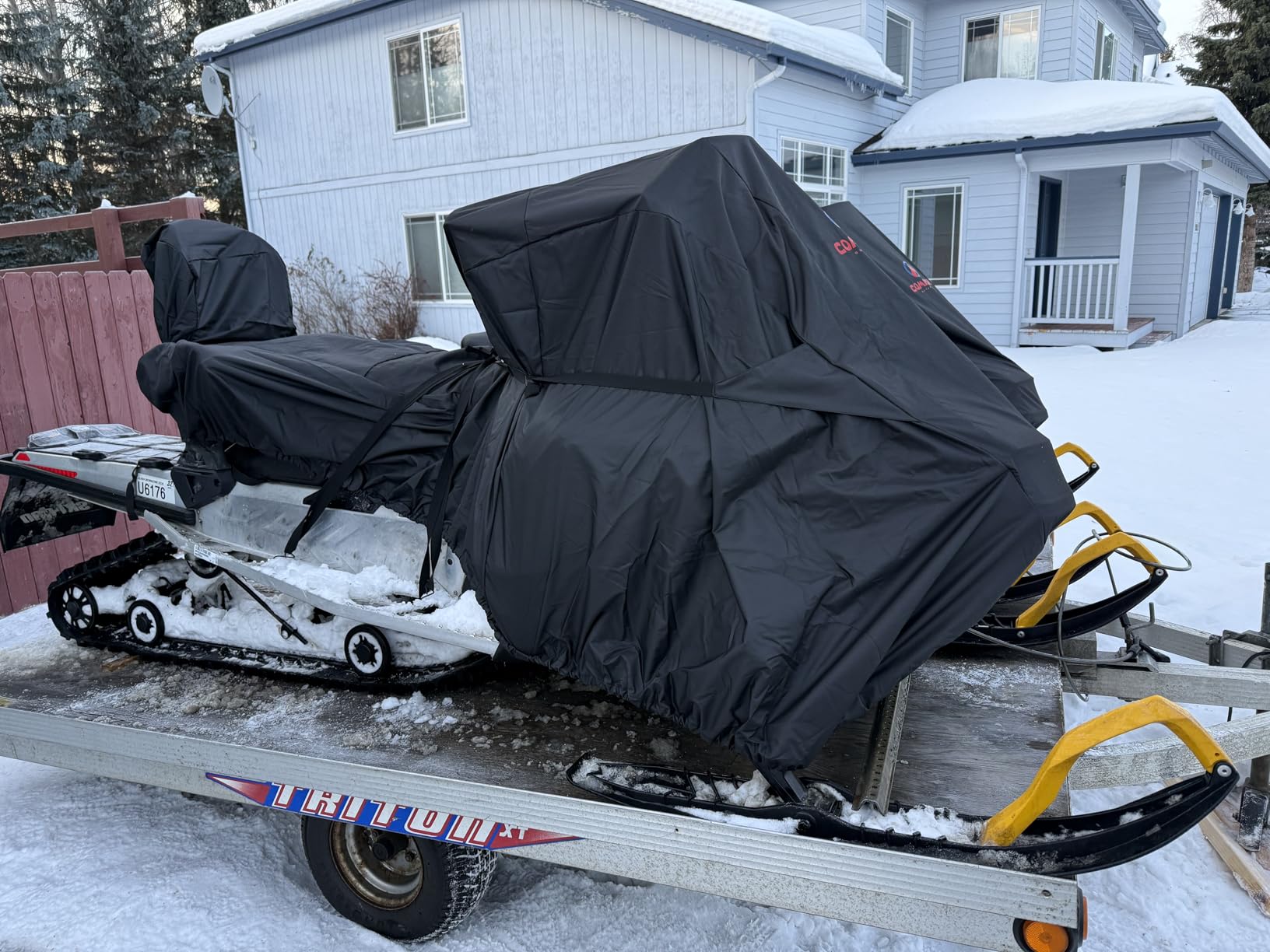 Comnova Snowmobile Cover 115 Inch - Premium 600D Outdoor Snowsled Cover, Heavy Duty & Waterproof All Weather Protection Covers, Black, Fit Up to 115