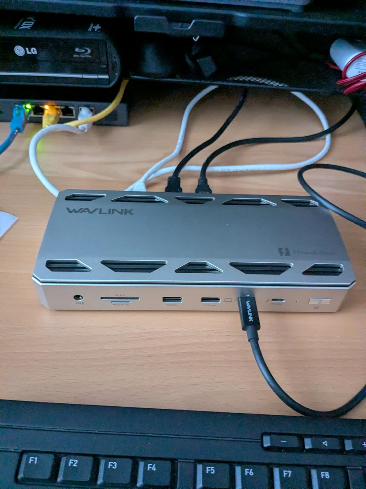 WAVLINK Intel Certified Thunderbolt 5 Dock, 12-in-1 TB5 Docking Station with 120Gbps Max Transfer, 140W PD, 2.5G Ethernet, 4X USB-A 3.2 Gen 2, SD4.0, for Windows 11/Mac OS 14.6 or Later TB5/4 Laptops customer photo 2