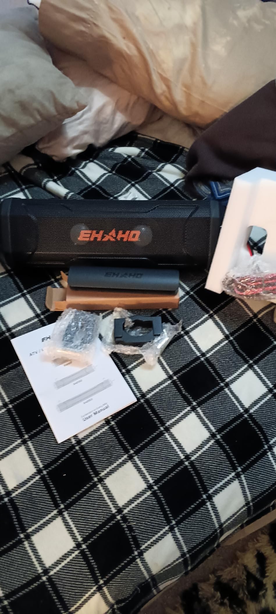 Ehaho 26 Inch 6 Speaker UTV Sound Bar, Bluetooth Golf Cart Speakers [Color Changing RGB & Strobe Light] IP66 Waterproof ATV Speaker System, SXS SoundBar Compatible with Polaris RZR CFmoto Can-Am customer photo 1