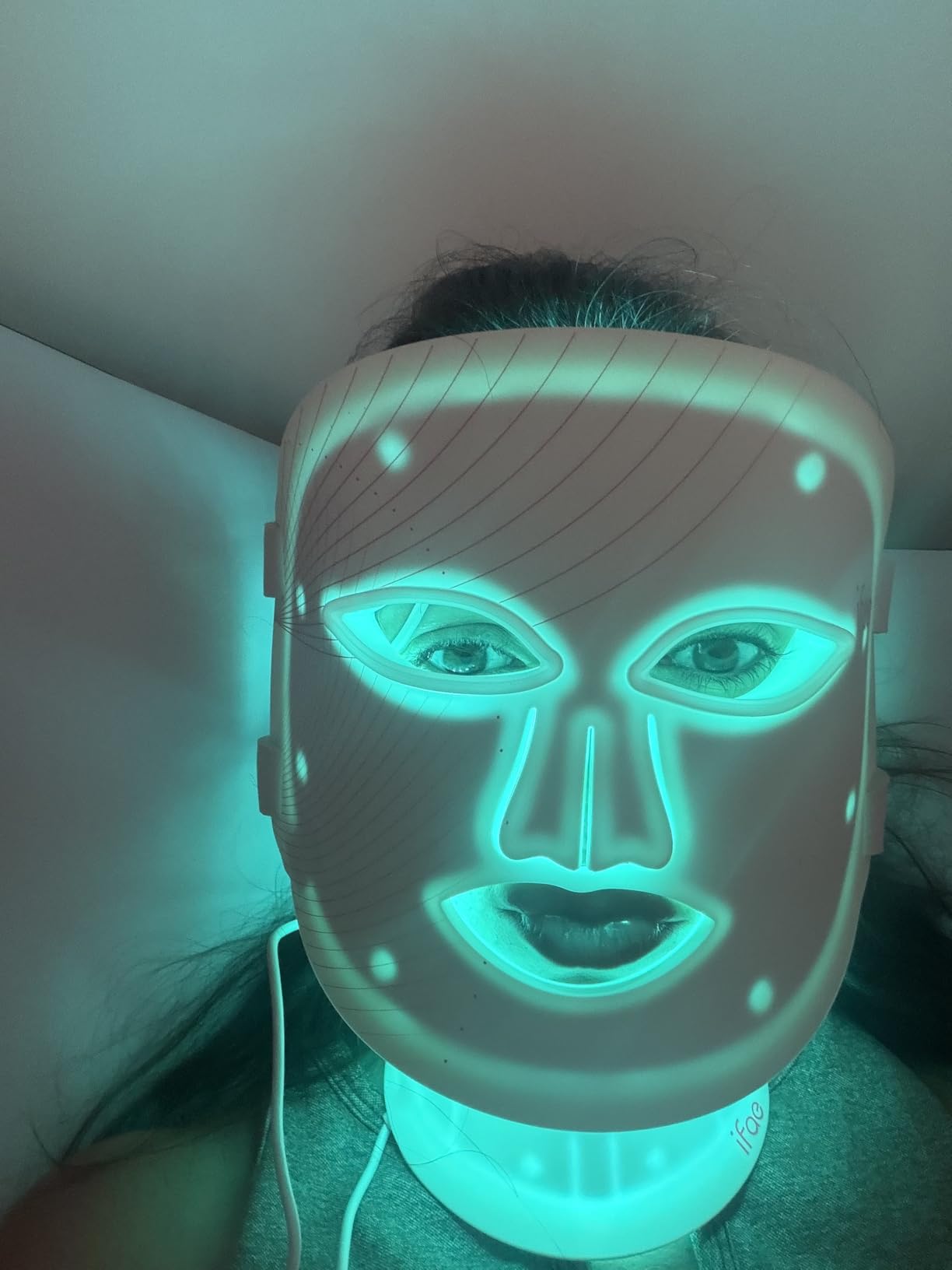 Red Light Therapy Mask for Face and Neck, 7 Colors with NIR Led Face Mask Light Therapy with Eye Protection and Remote, Rechargeable Ergonomic Design for True Anti-Aging Skincare at Home White customer photo 1