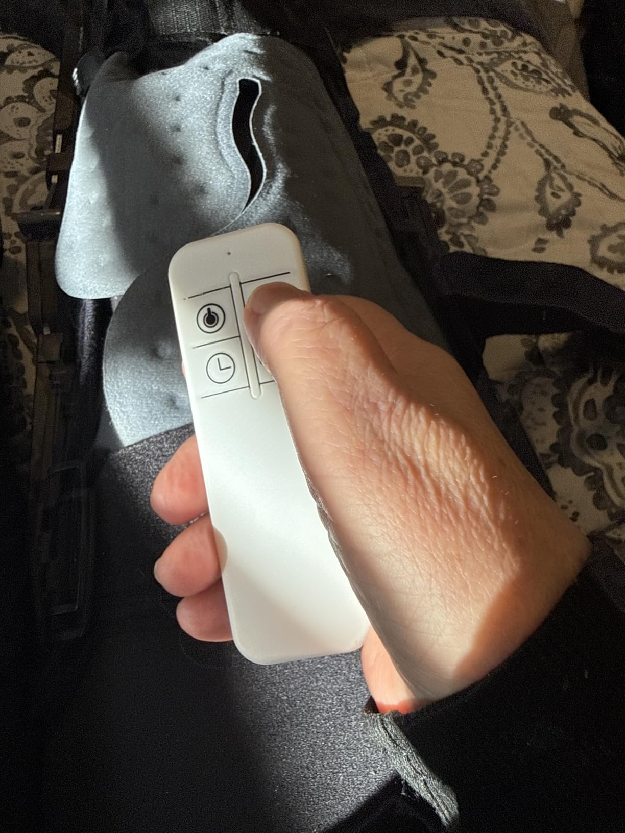 KETFIY Cold Therapy Machine,Programmable Timer Knee Ice Machine with Silent Pump,Knee Replacement System for Cryotherapy Pain Sports Injuries,Ice Therapy Ankle/Leg/Shoulder/Back/Hip customer photo 1