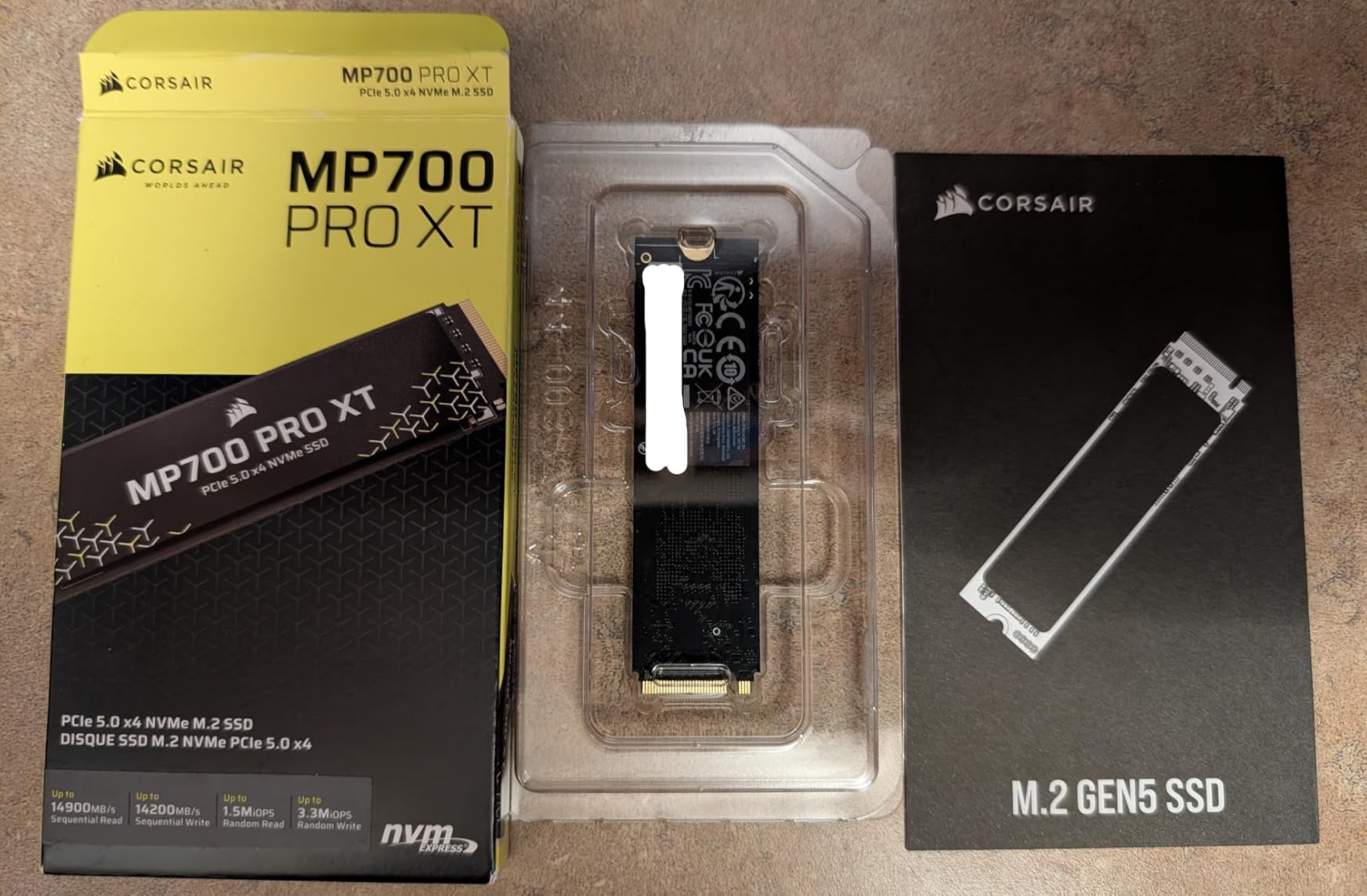 Corsair MP700 PRO XT 2TB PCIe 5.0 NVMe M.2 SSD - Up to 14,900 MB/s, Gen5 Speed, DirectStorage Ready for Gaming PCs - Black customer photo 2