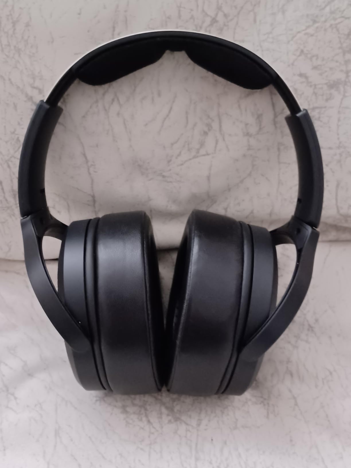 FiiO JT7 Over-Ear Planar Magnetic Headphones, 95x86mm Planar Driver, 3µm Ultra-Thin Diaphragm, Foldable Lightweight Design, Detachable 4.4mm/3.5mm Cable for Audiophiles (Black) customer photo 2