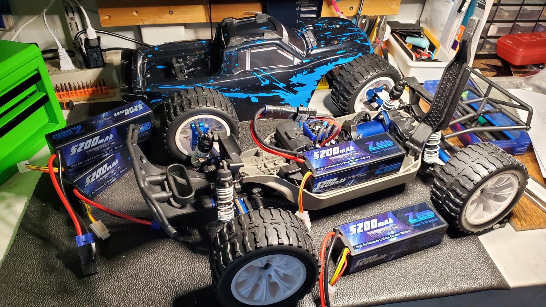 Zeee 3S Lipo Battery 5200mAh 11.1V 80C Hard Case RC Lipo with EC5 Connector for 1/5 1/8 1/10 RC Car Boat Truck Heli Airplane UAV Drone FPV Racing Models(2 Packs) customer photo 2