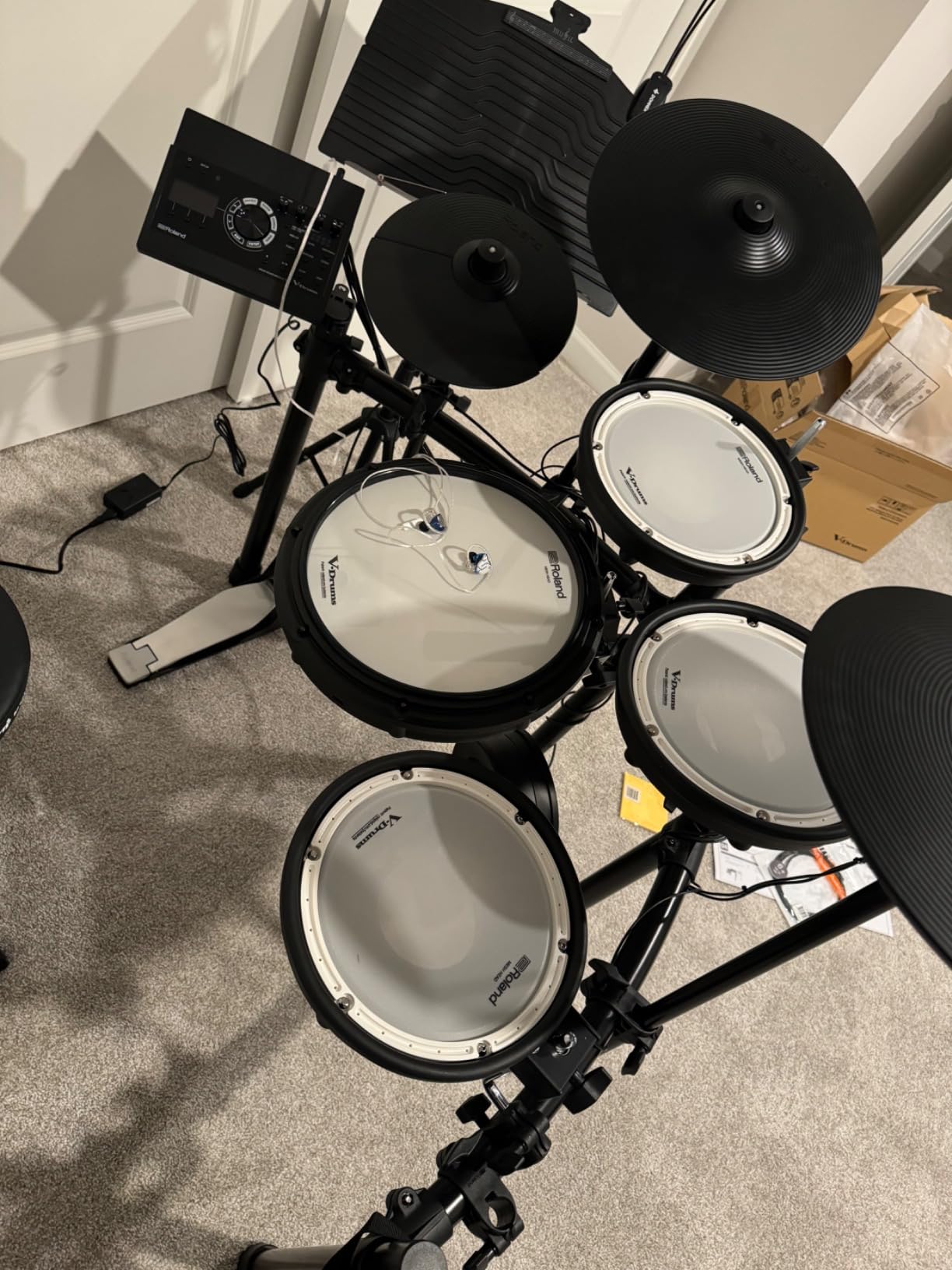 Roland TD516 V-Drums Electronic Drum Kit Bundle with Audio Cable, Drumsticks, Drumstick Bag customer photo 2