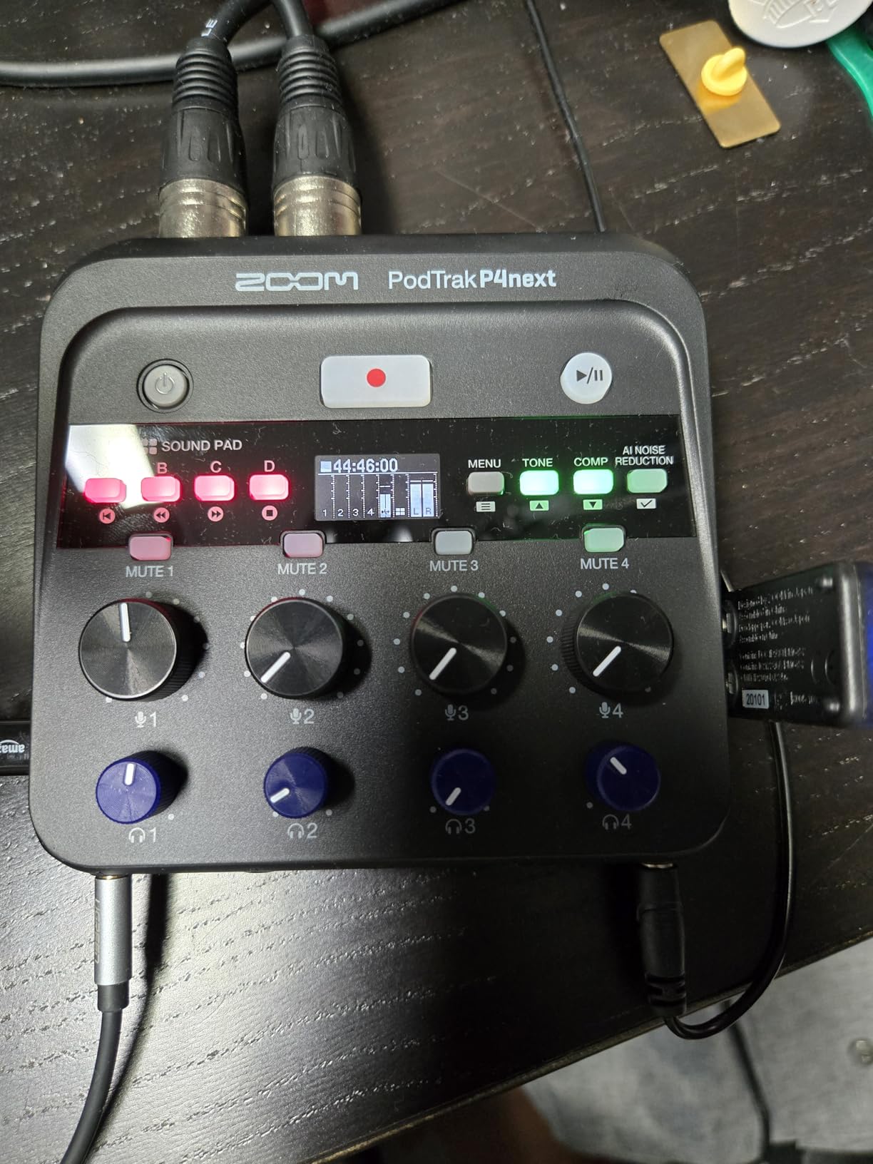 Zoom PodTrak P4next Podcast Recorder, 4 Mic Inputs and 4 Headphone Outputs, Battery Powered, AI Noise Reduction, Sound Pads, Phone Input, USB Audio Interface customer photo 1