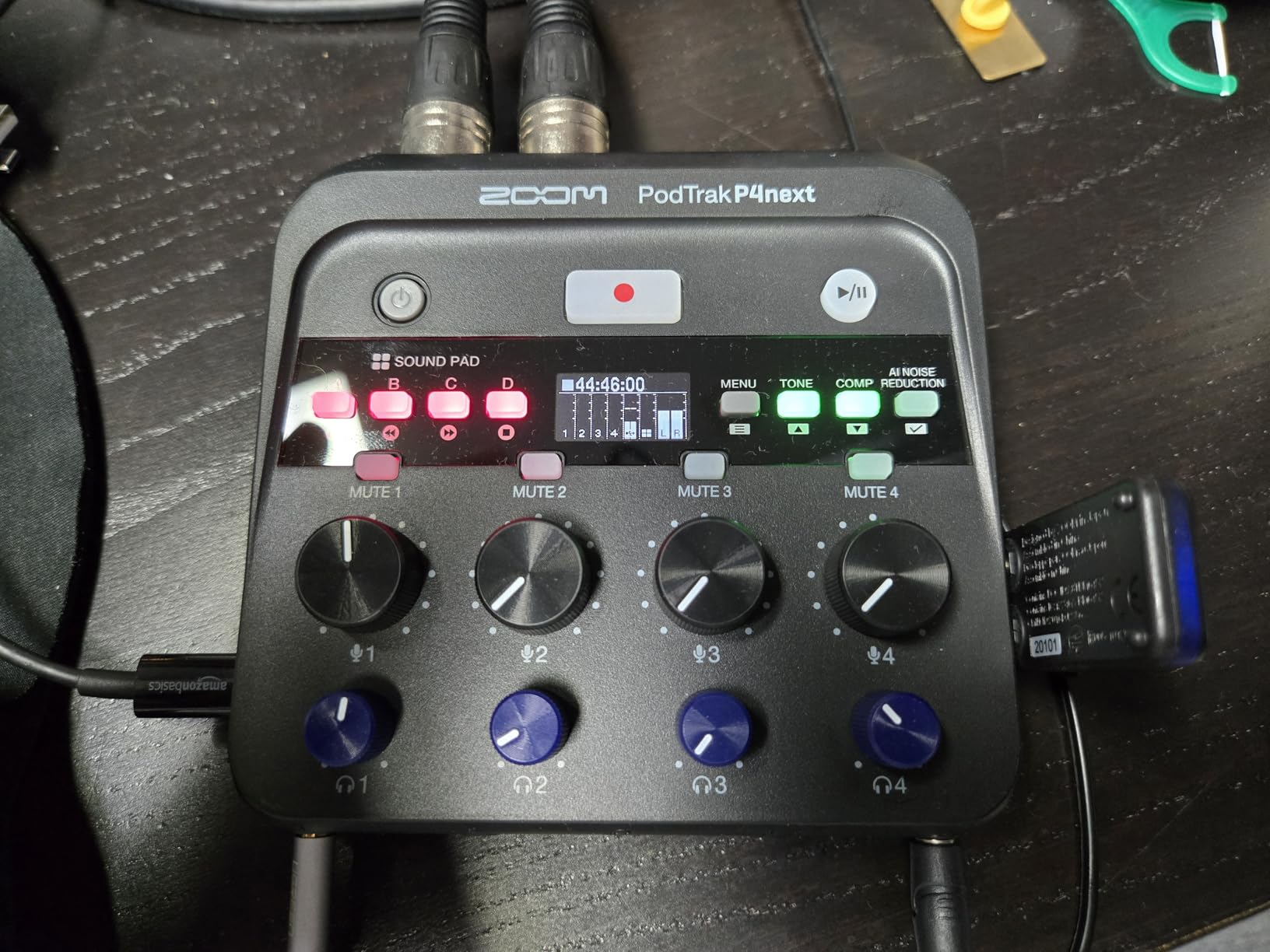 Zoom PodTrak P4next Podcast Recorder, 4 Mic Inputs and 4 Headphone Outputs, Battery Powered, AI Noise Reduction, Sound Pads, Phone Input, USB Audio Interface customer photo 2