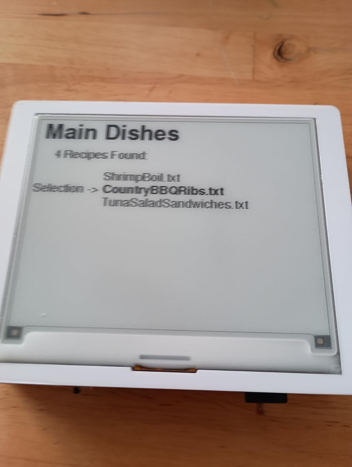 ELECROW ESP32 E-Ink Display 2.13 Inch, CrowPanel E-paper HMI Display Compatible with Arduino IDE, E Ink Screen with 122x250 Resolution Black/White Color, Driven by SPI Interface (Without Acrylic Case) customer photo 1